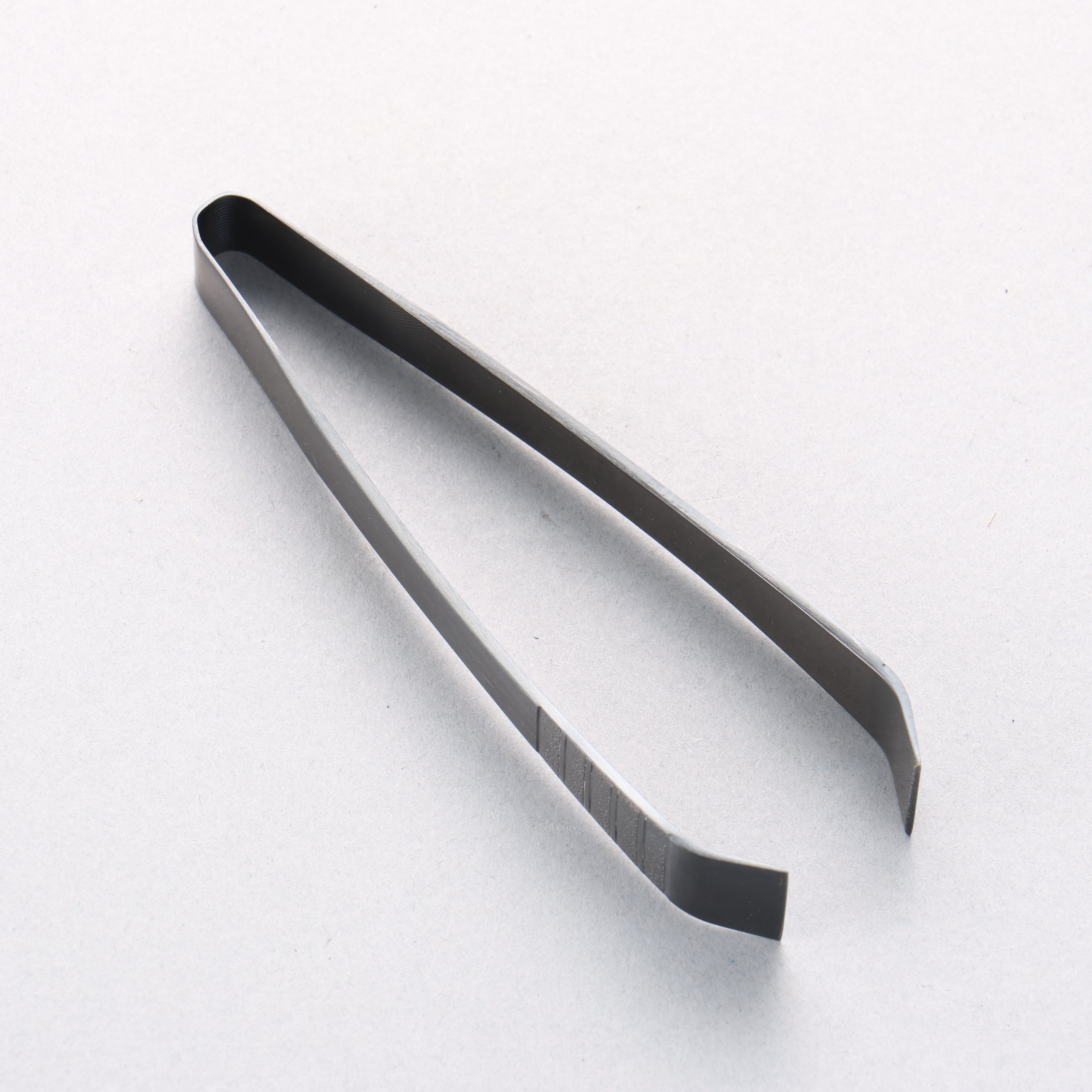 Kanto Style Rounded Oxidized Steel Fishbone Tweezers 120mm - Seisuke Knife