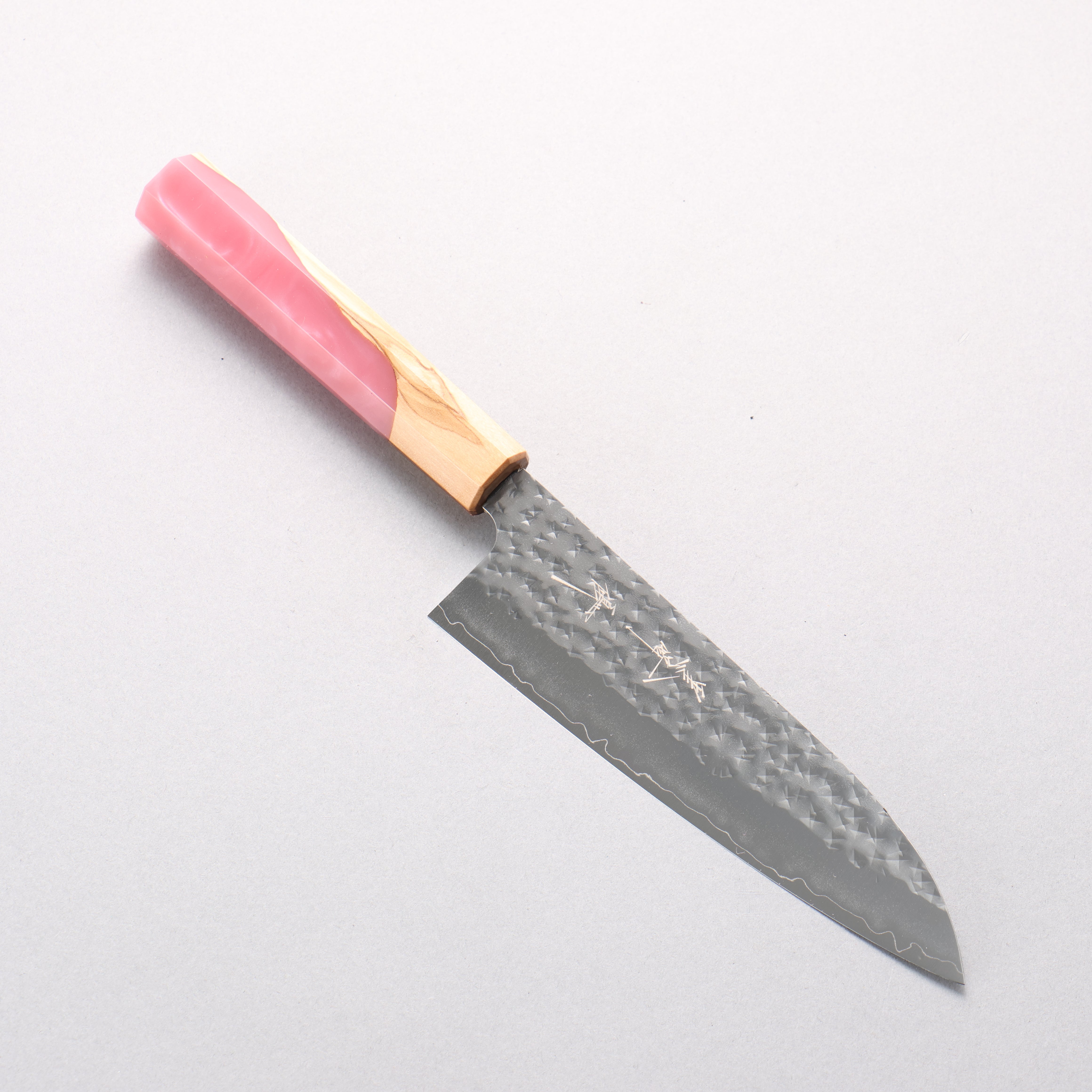 Yu Kurosaki Senko Ryu SG2 Hammered Small Santoku 150mm Olive Wood & Pink Resin Handle - Seisuke Knife