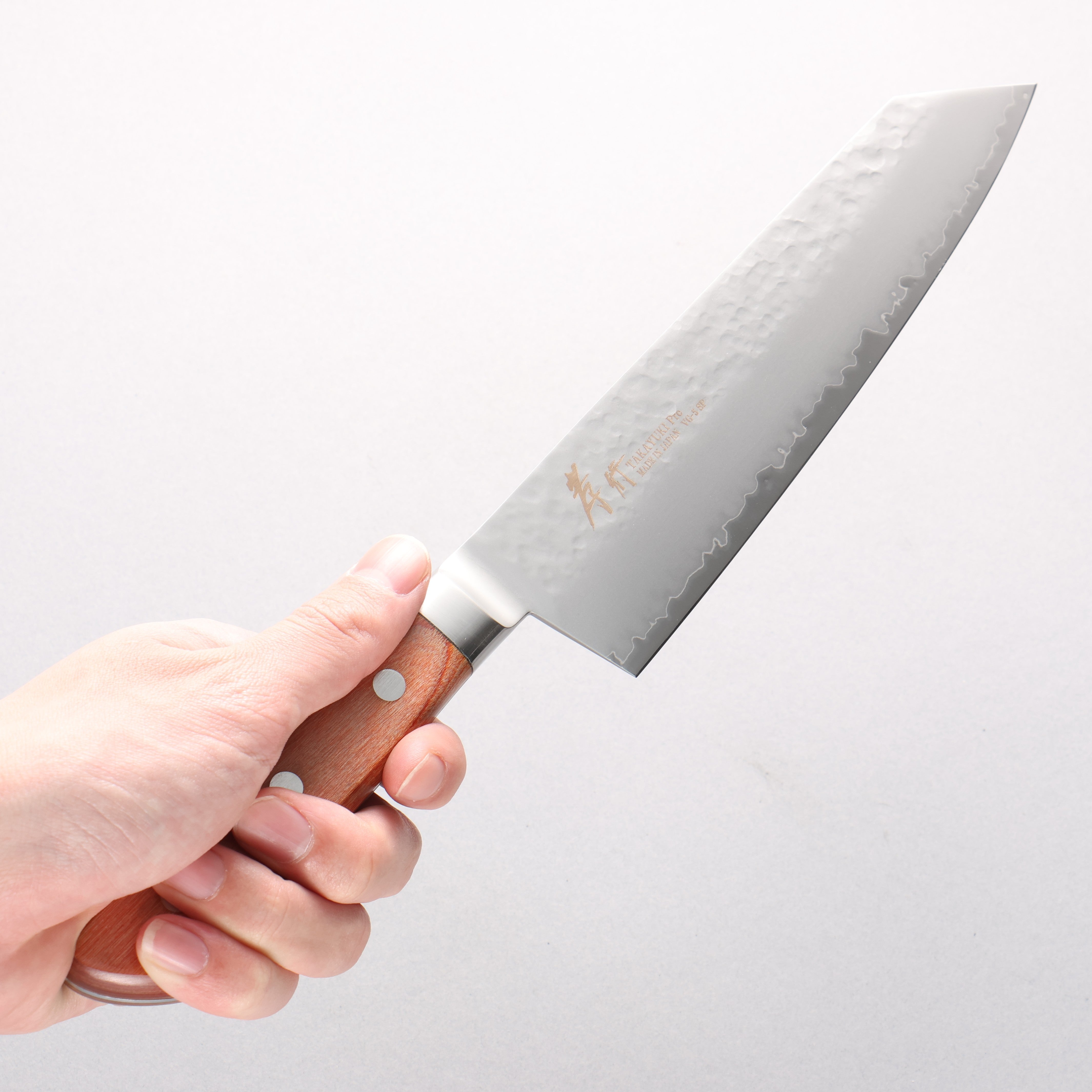 Sakai Takayuki VG5 Hammered Kiritsuke Gyuto 190mm Brown Pakkawood Handle - Seisuke Knife