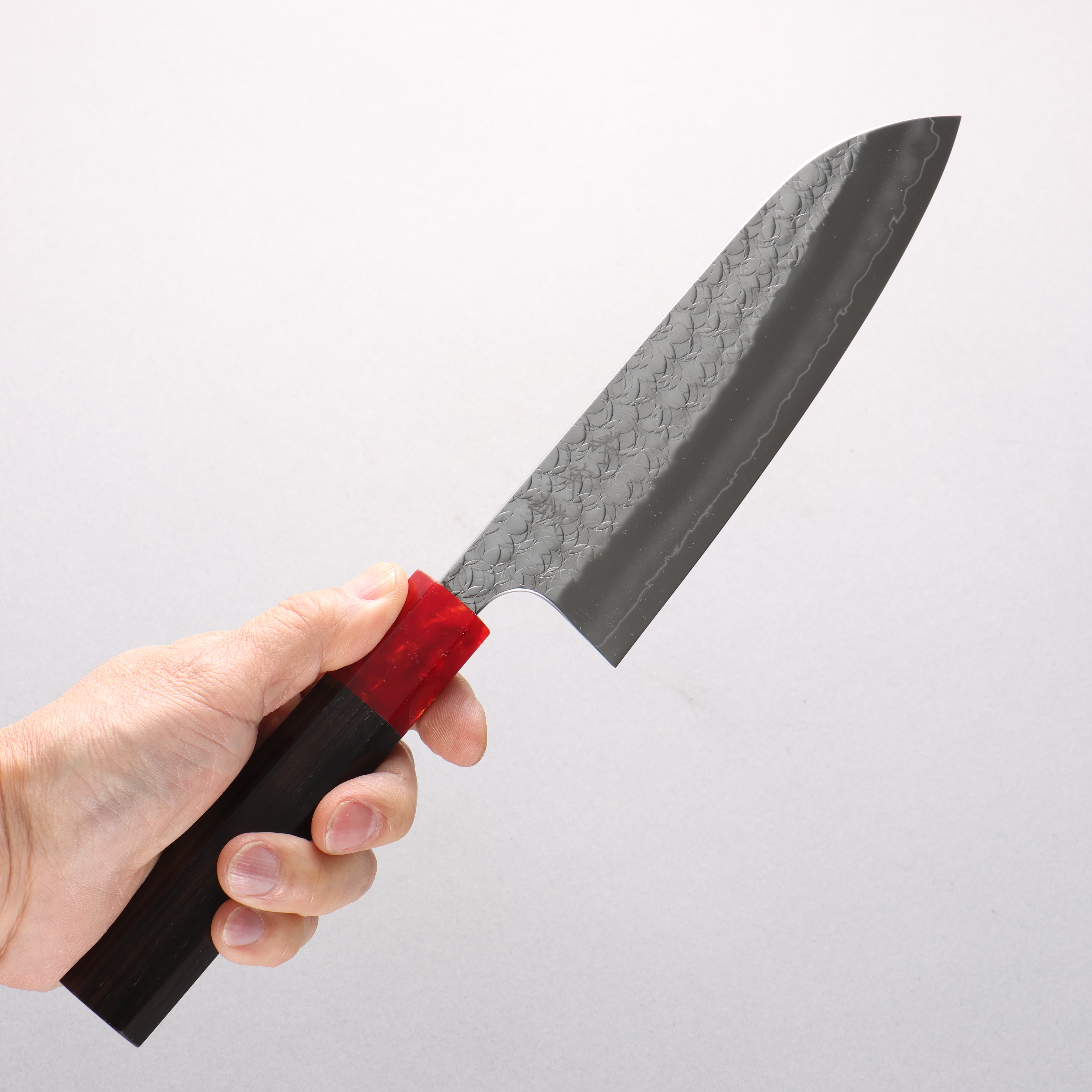 Yoshimi Kato Minamo SG2 Hammered Santoku 170mm Ebony Wood & Red Resin Handle - Seisuke Knife