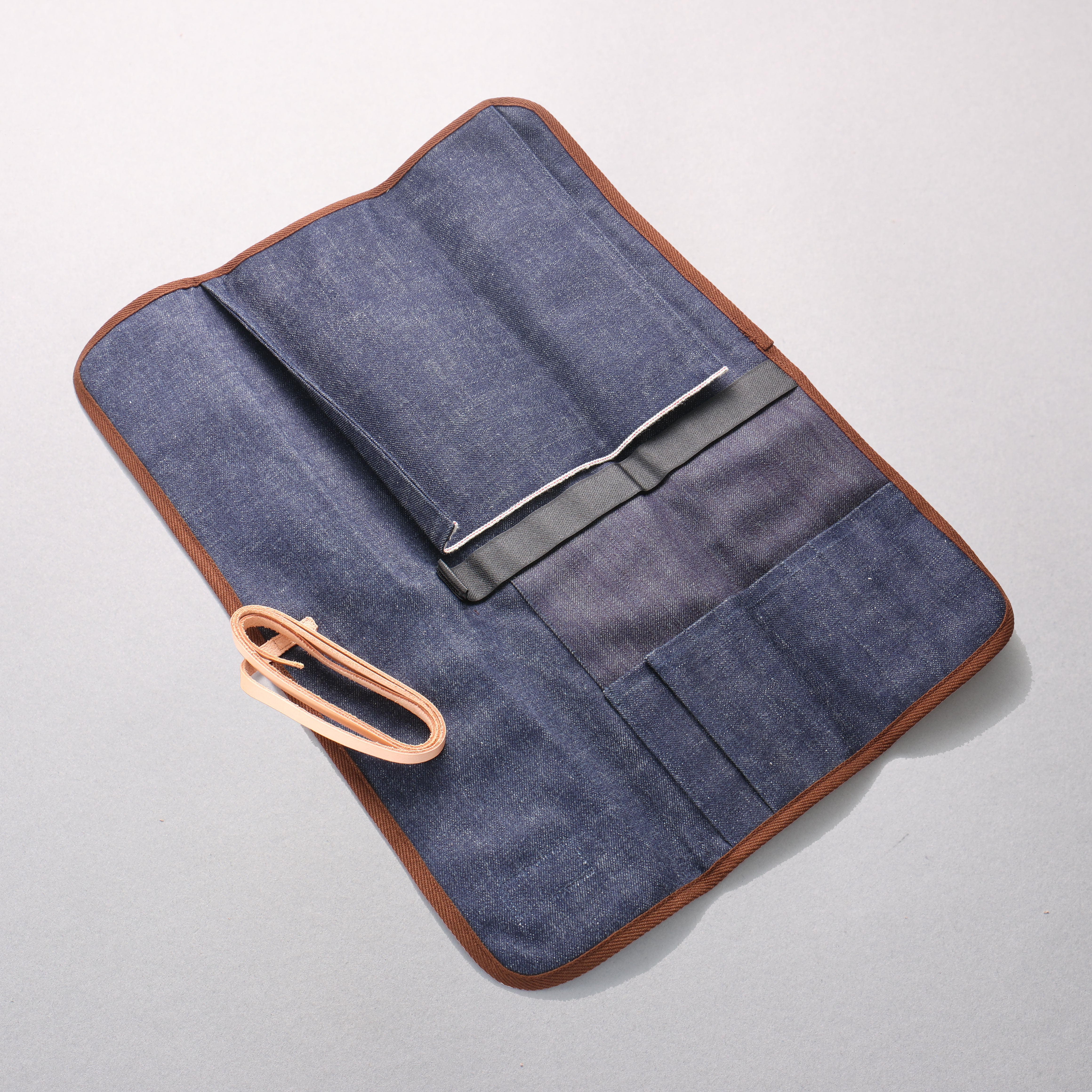 West Japan Tools Knife roll with 3 pockets Cloth Plaid 390mm x 510mm - Seisuke Knife