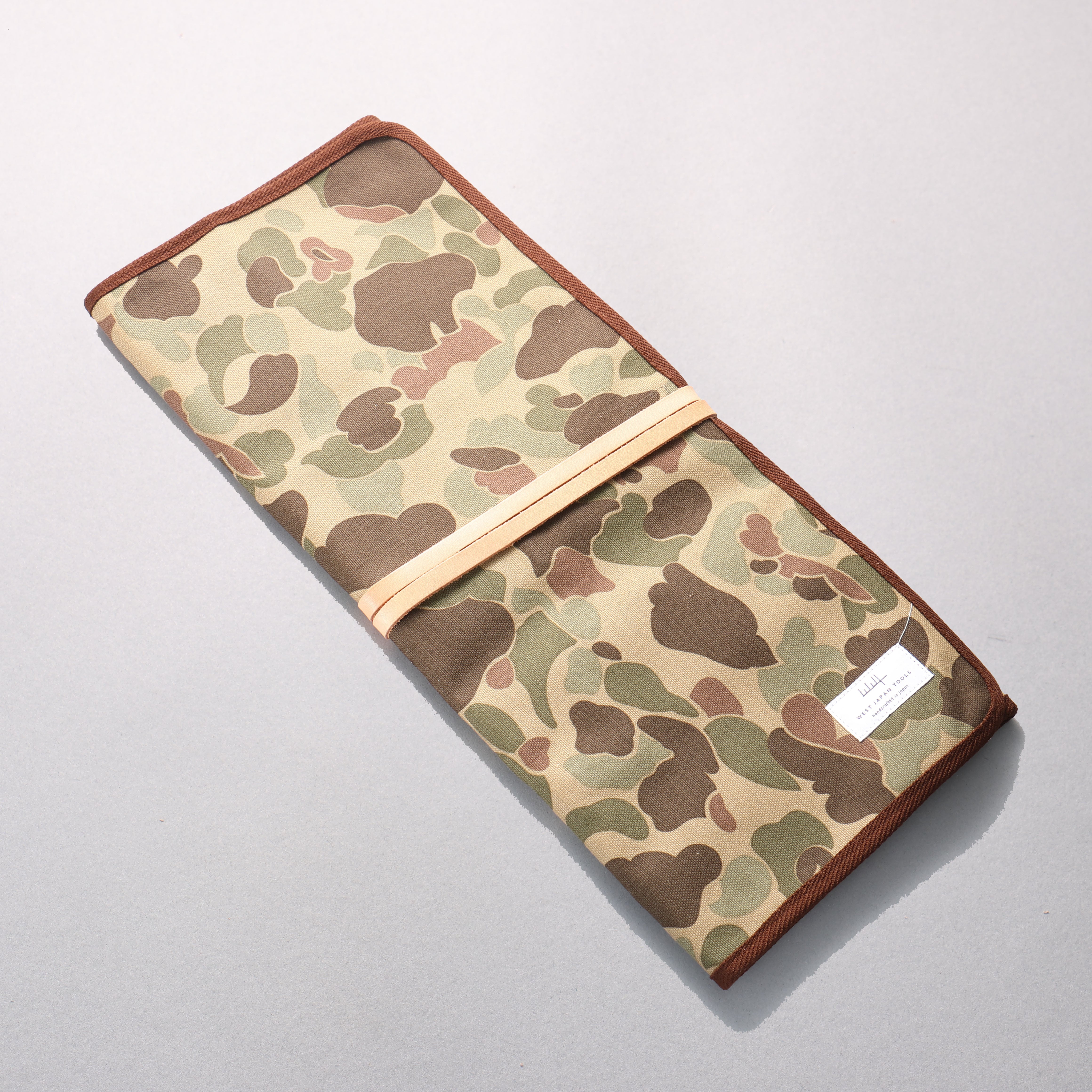West Japan Tools 6 Pocket Knife Roll (Camouflage) - Seisuke Knife