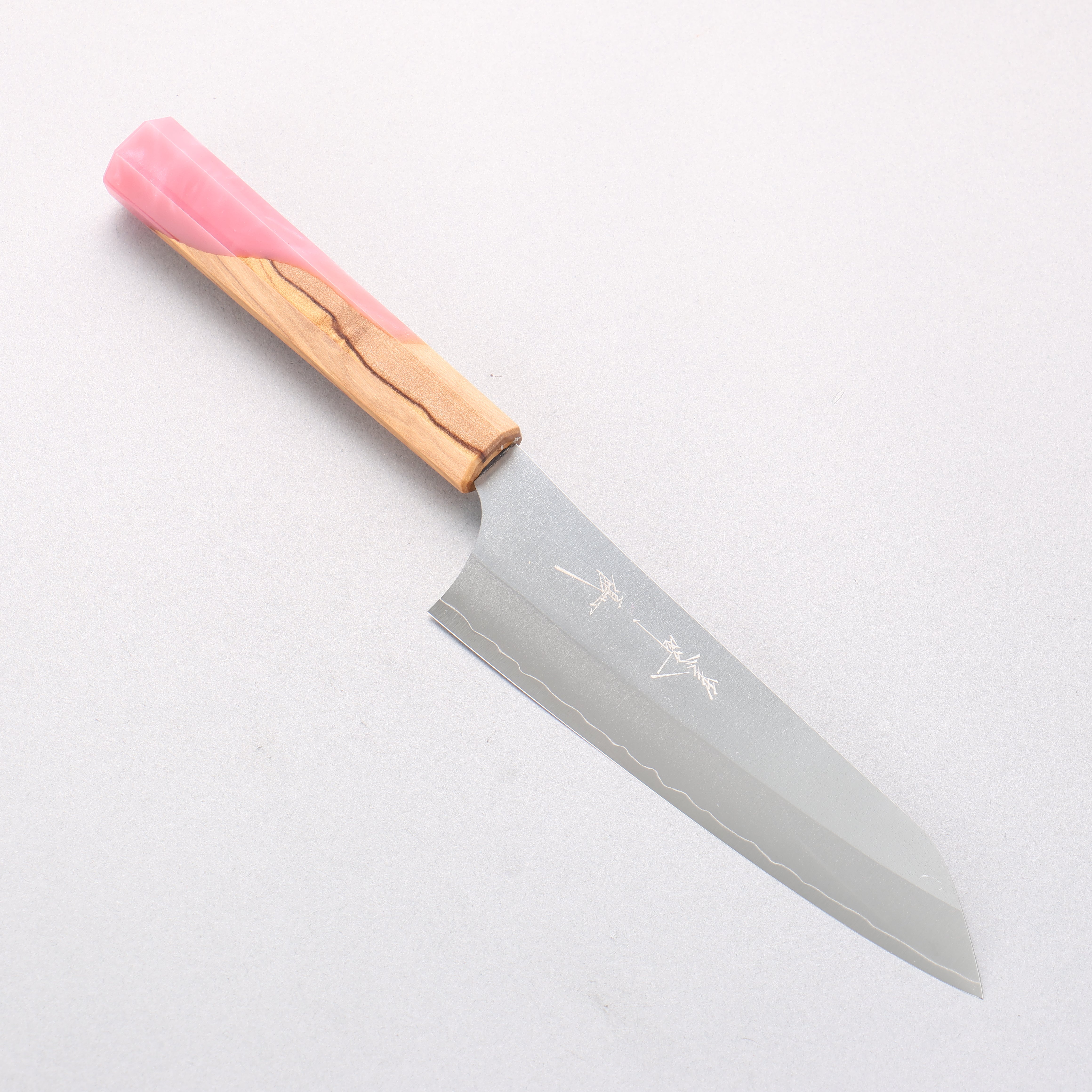 Yu Kurosaki New Gekko VG-XEOS Small Bunka 150mm Olive Tree and Pink Resin Handle - Seisuke Knife