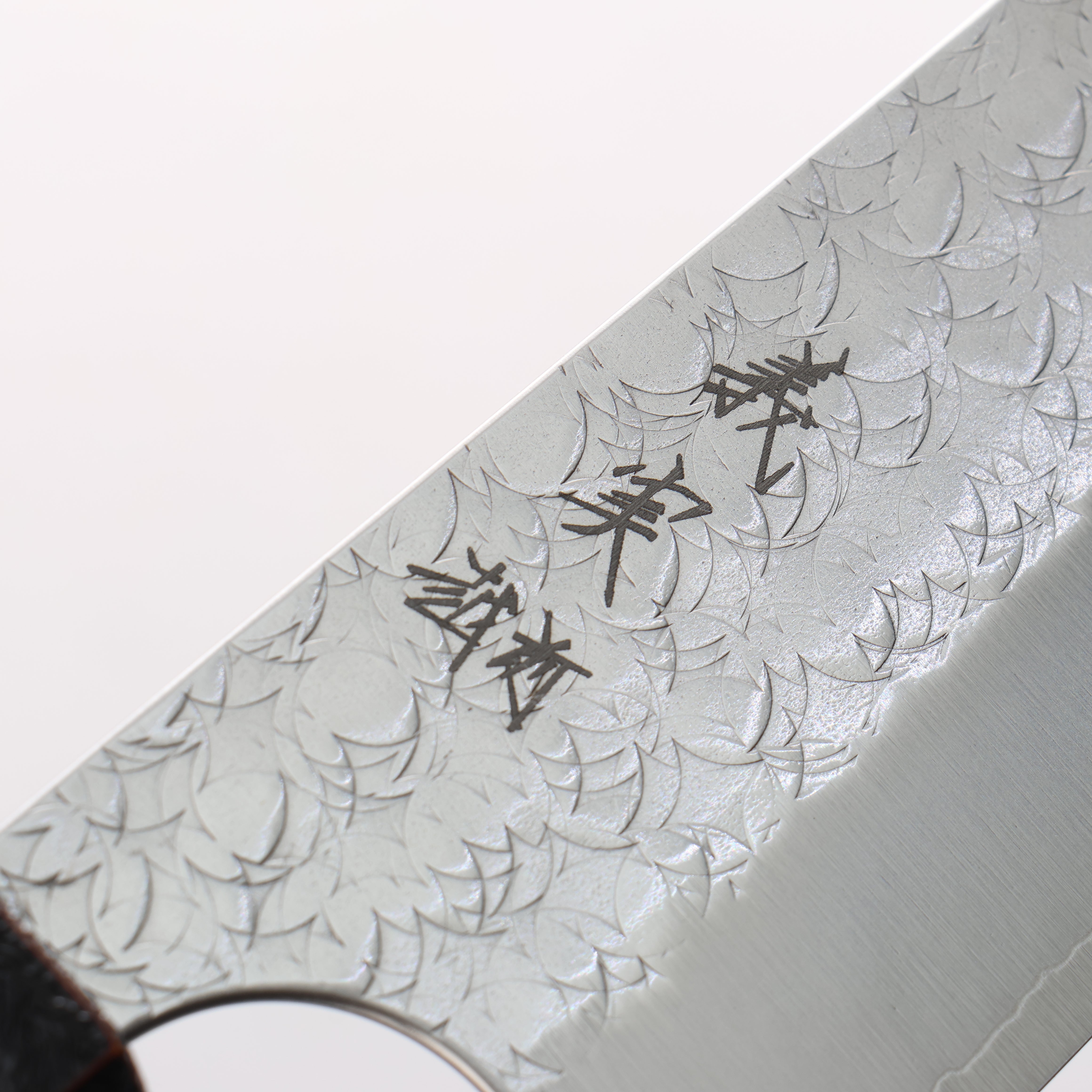 Yoshimi Kato Hyo SG2 Hammered Bunka 170mm Oak with Black Silver Lacquer Handle - Seisuke Knife