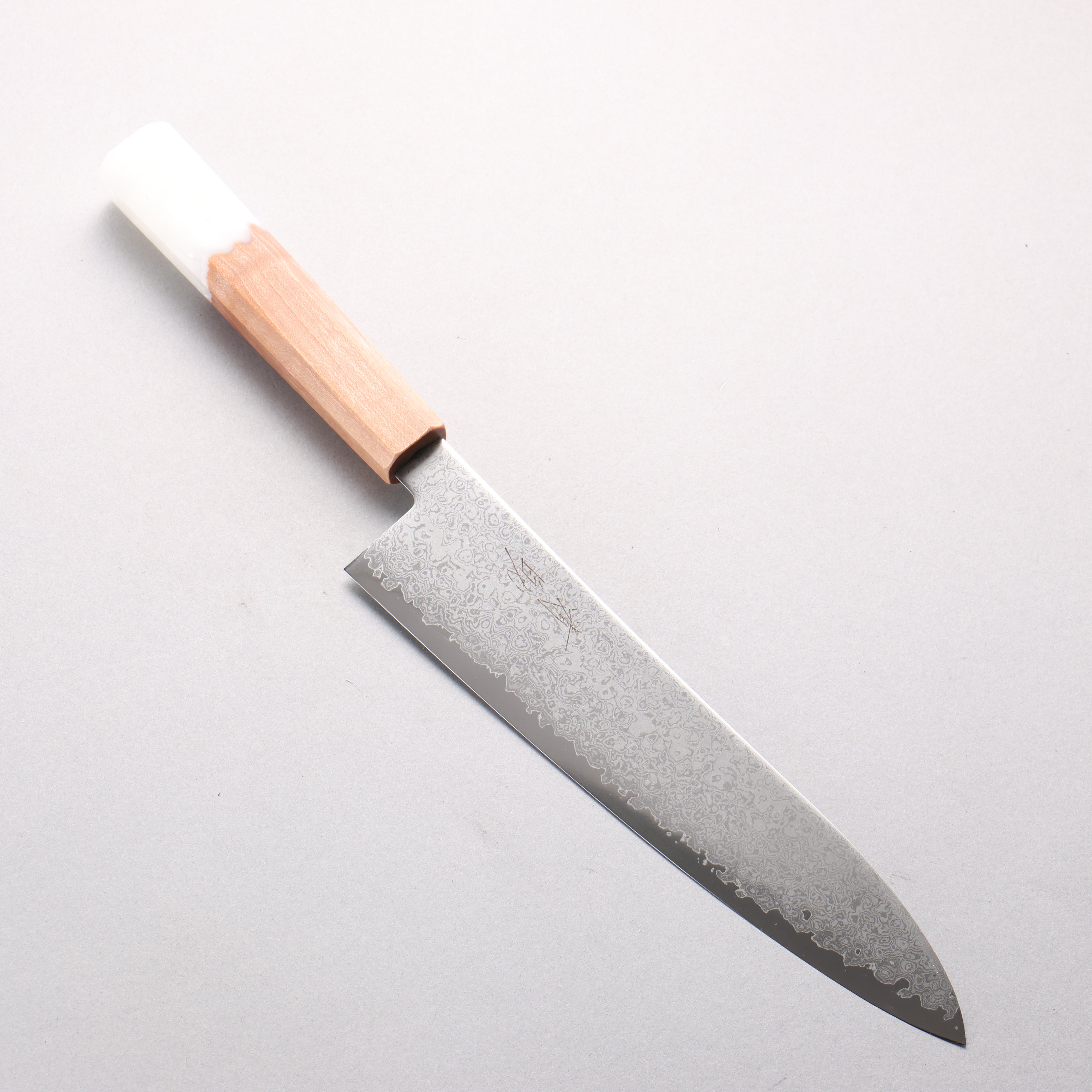 Seisuke VG10 Damascus Gyuto 210mm Maple with White Resin Handle - Seisuke Knife