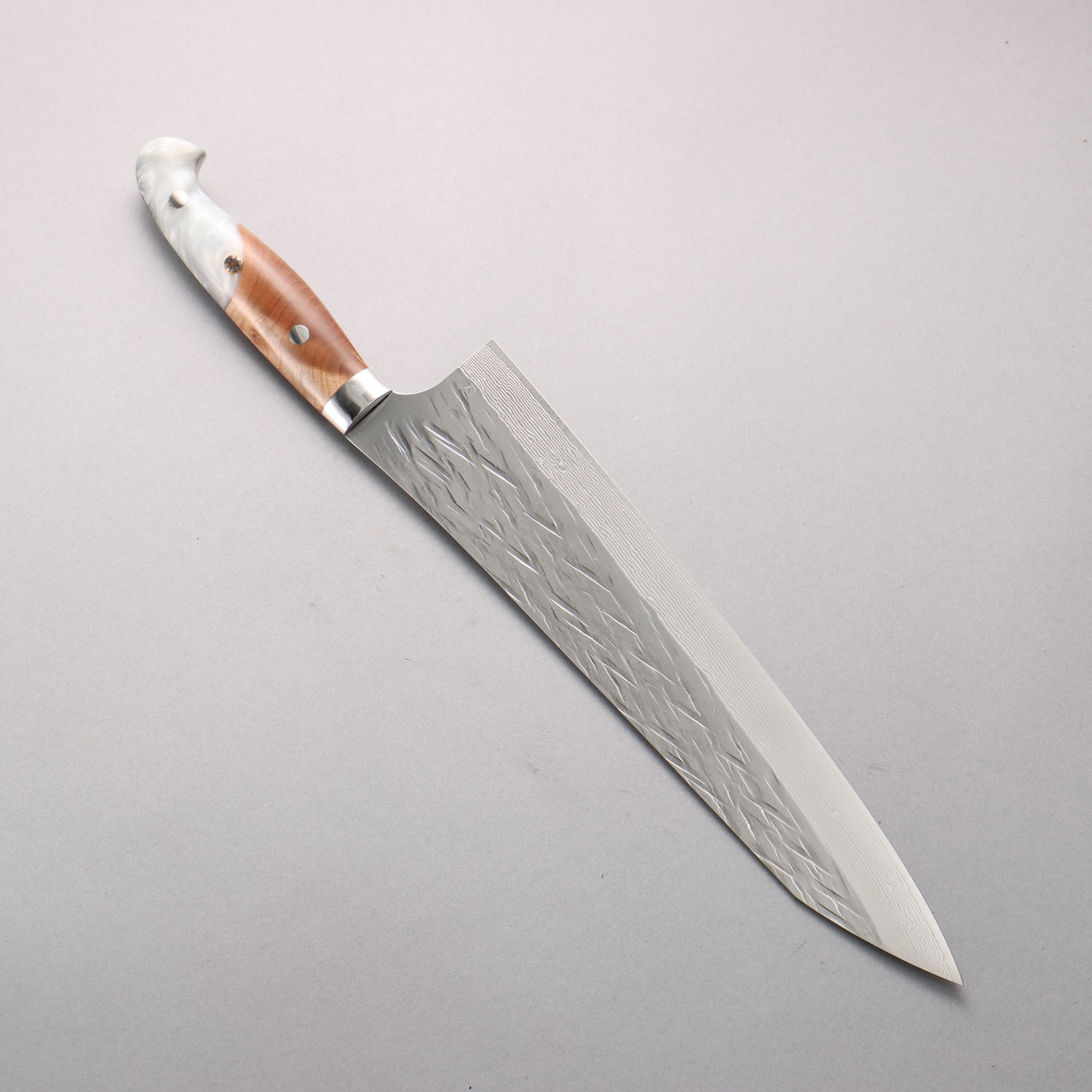 Yu Kurosaki Juhyo Cobalt Special Steel Hammered Gyuto 270mm Resin Coated Birch & White Resin Handle - Seisuke Knife