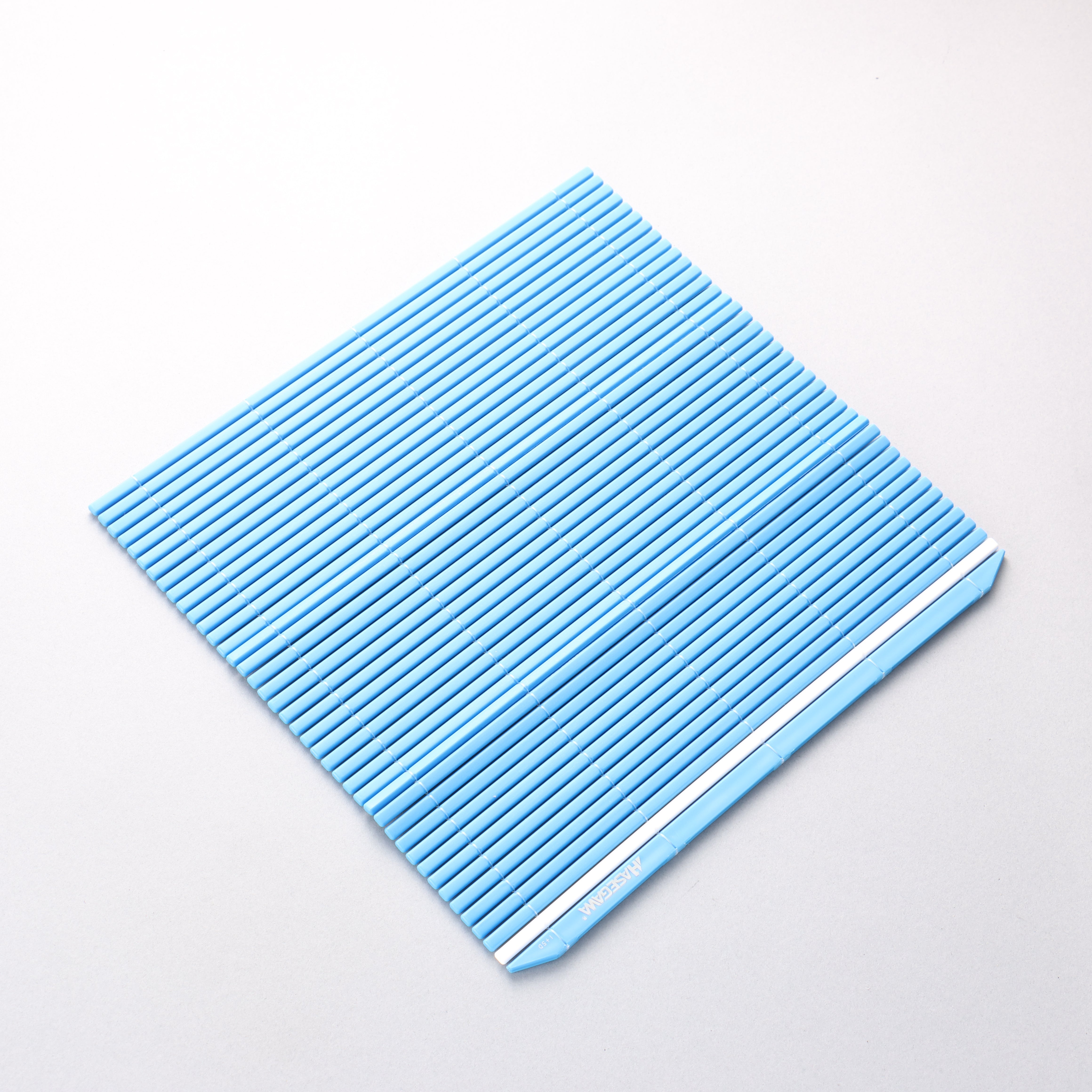 Hasegawa Cutting Board Sushi Roll Mat M 250mm x 240mm - Seisuke Knife