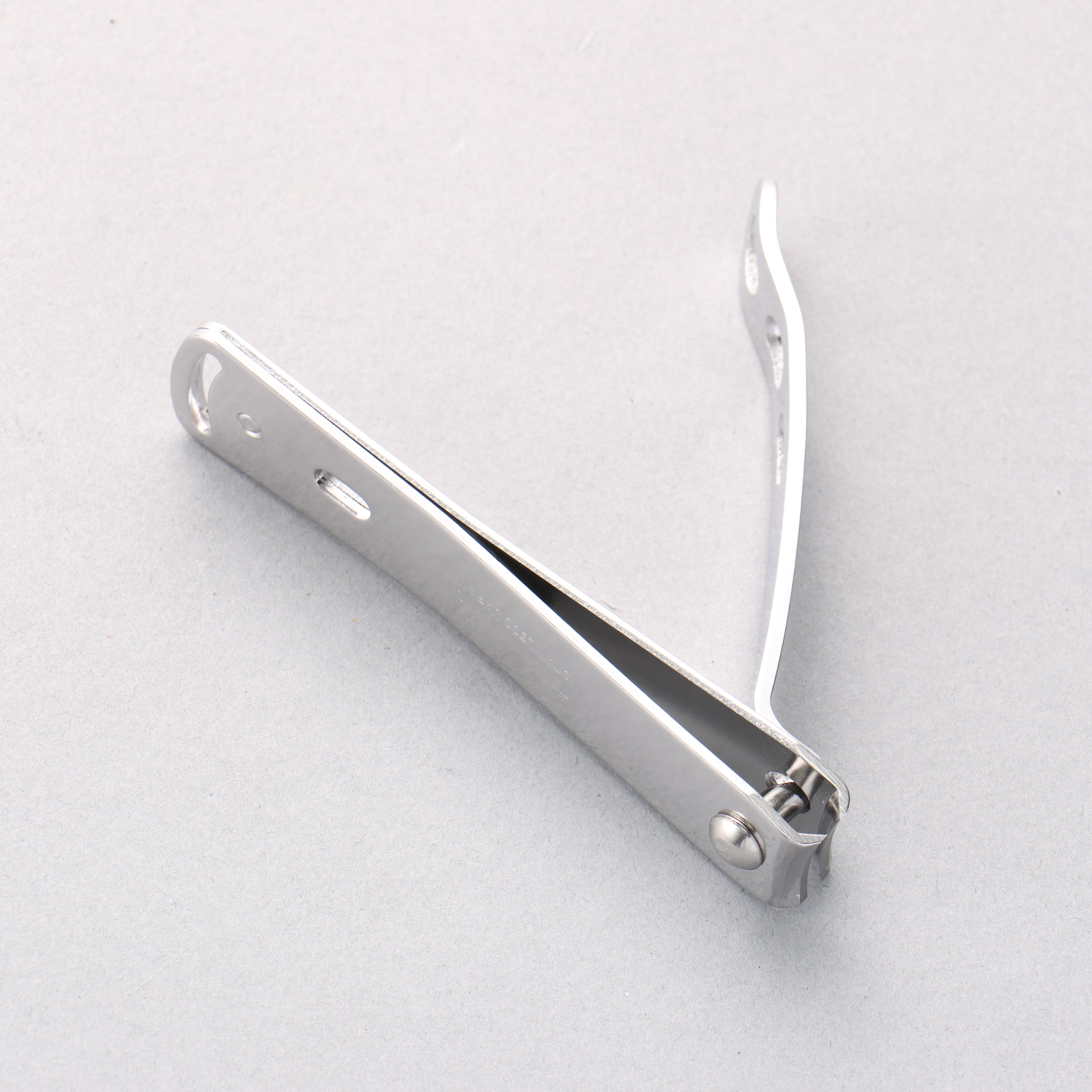 Green Bell Stainless Steel Nail Clippers - Seisuke Knife
