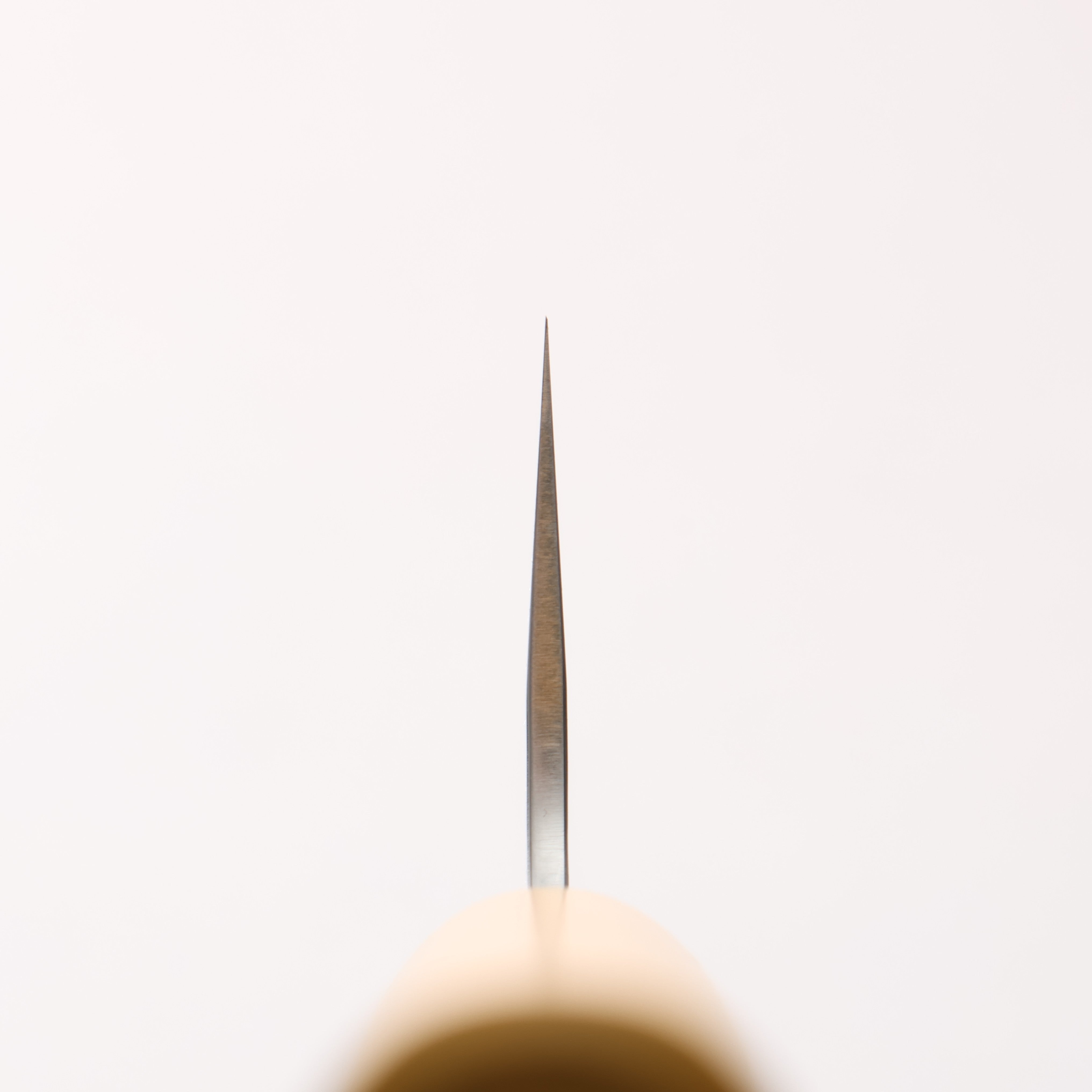 Makoto Kurosaki VG7 Hammered(Maru) Damascus Santoku 170mm Yellow Lacquered Handle - Seisuke Knife