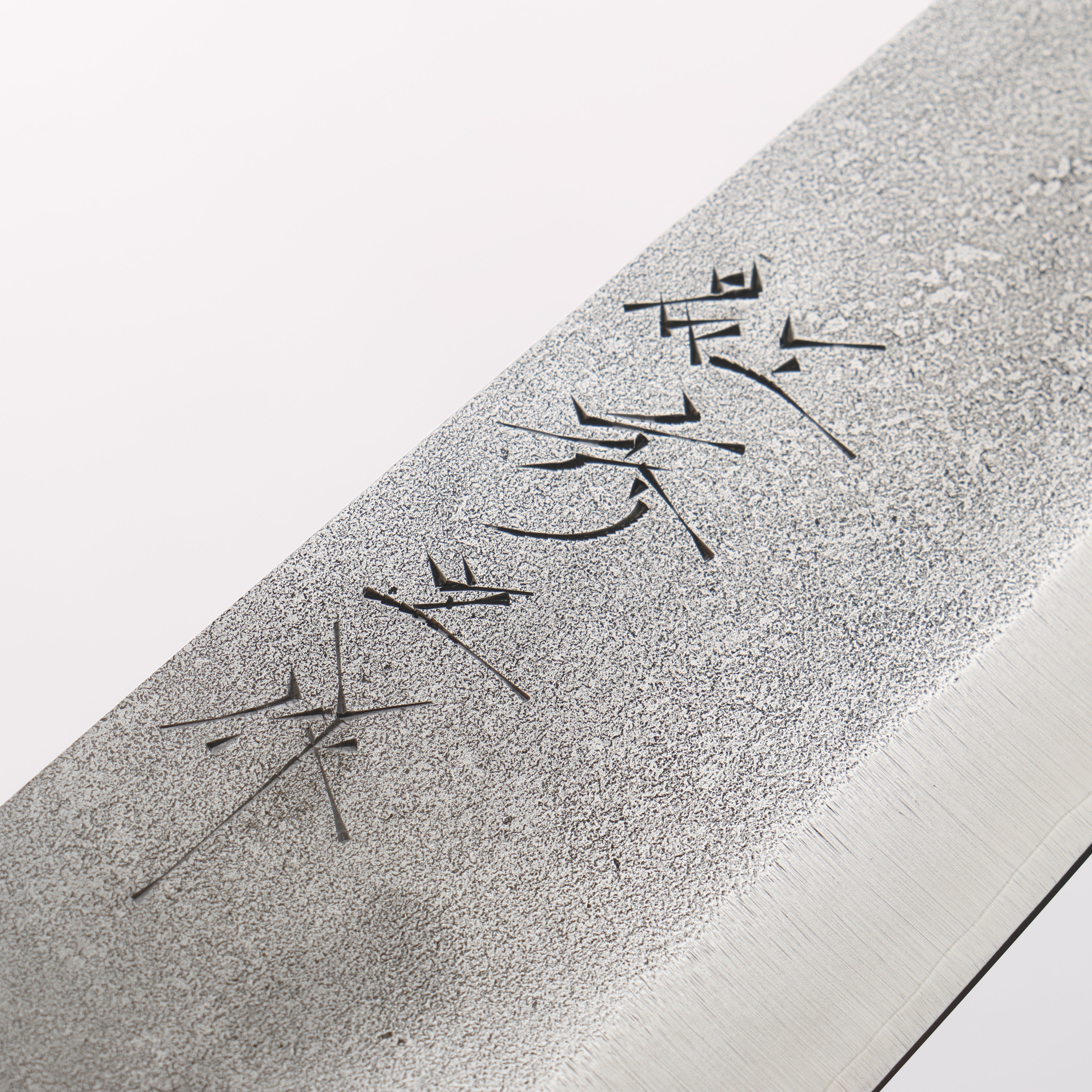 Shigeki Tanaka Silver Steel No.3 Nashiji Small Santoku 150mm Red Pakkawood Handle - Seisuke Knife