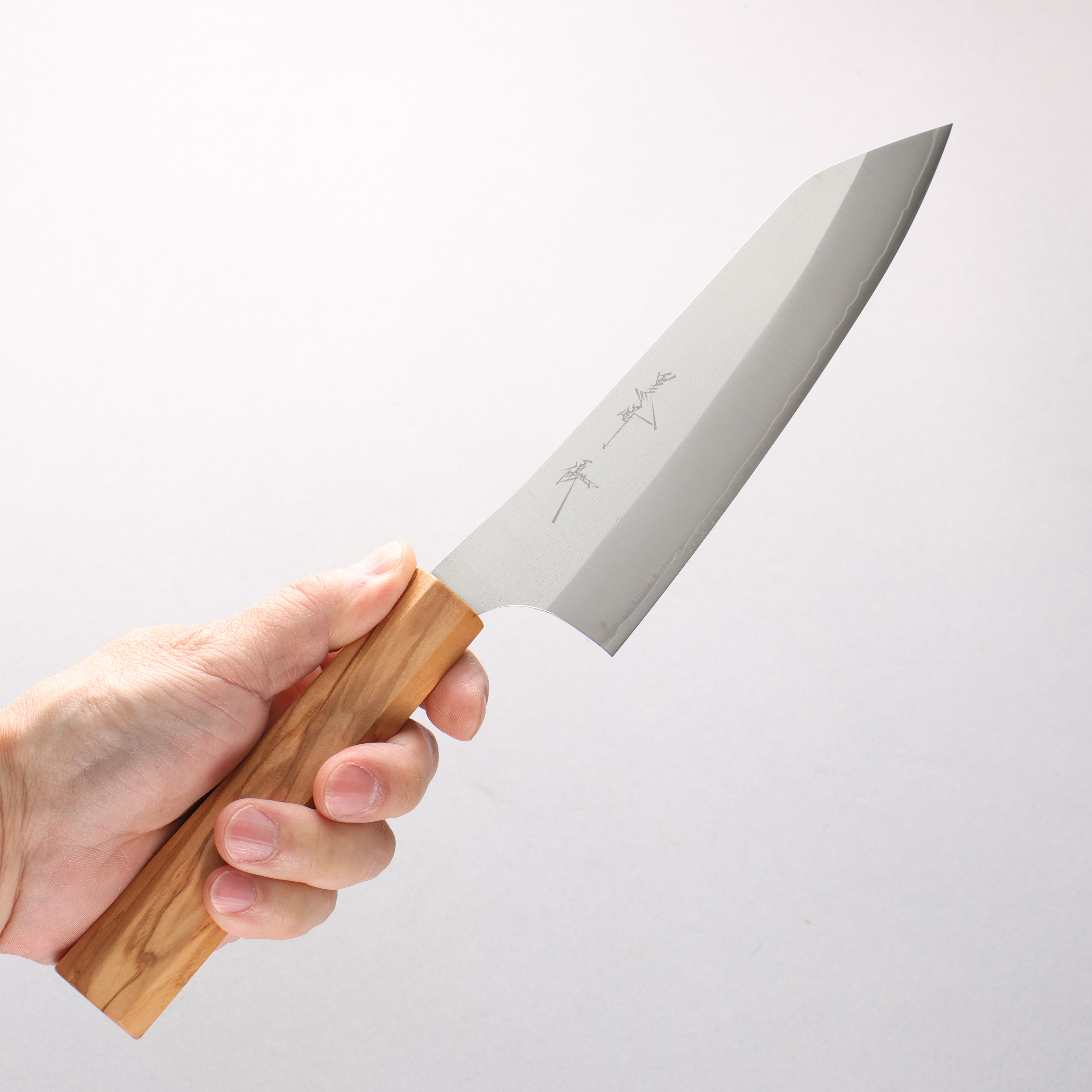 Yu Kurosaki New Gekko VG-XEOS Bunka 170mm Olive Wood Handle - Seisuke Knife
