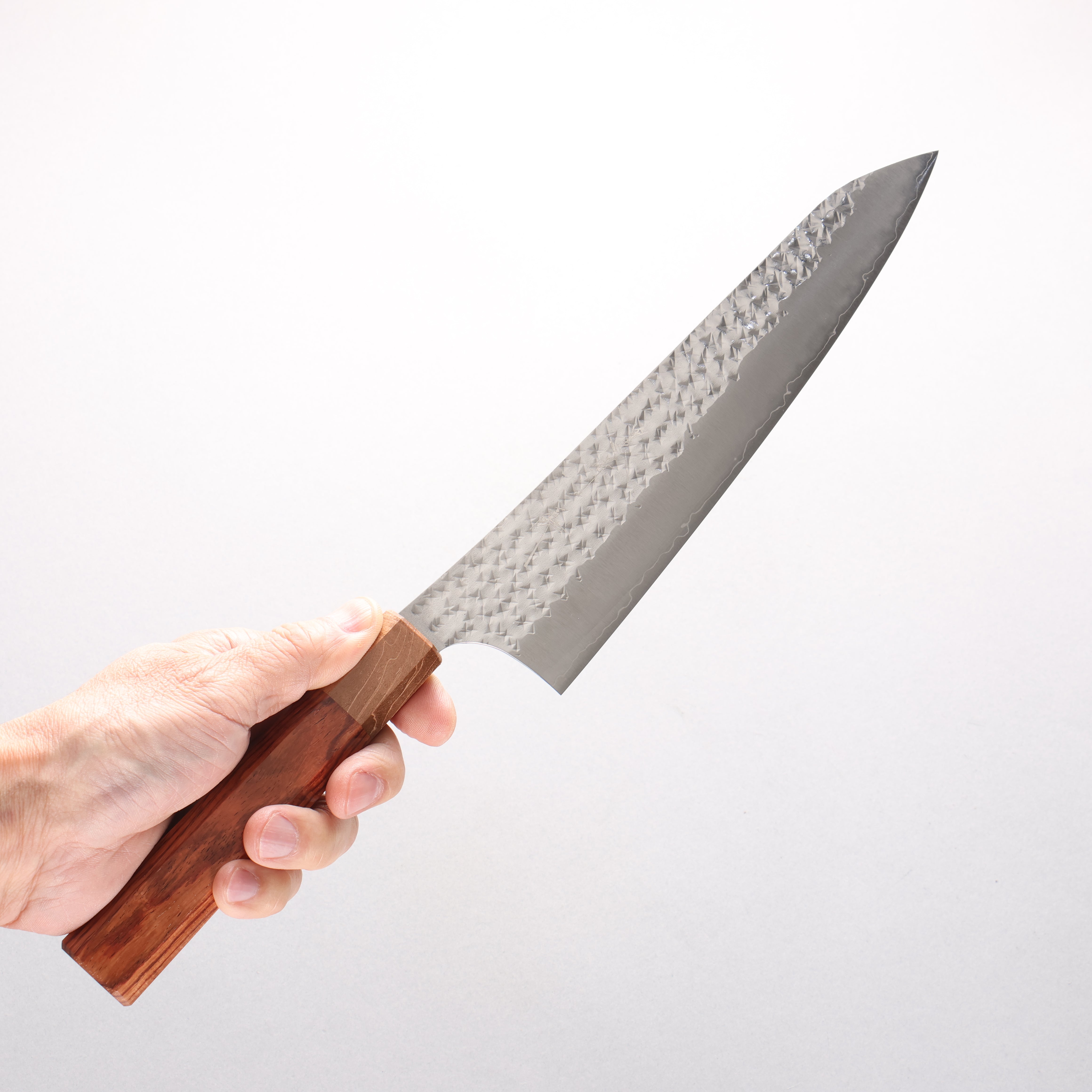 Yu Kurosaki Senko Ei SG2 Hammered Gyuto 210mm Rosewood (ferrule: Maple) Handle Txispa - Seisuke Knife