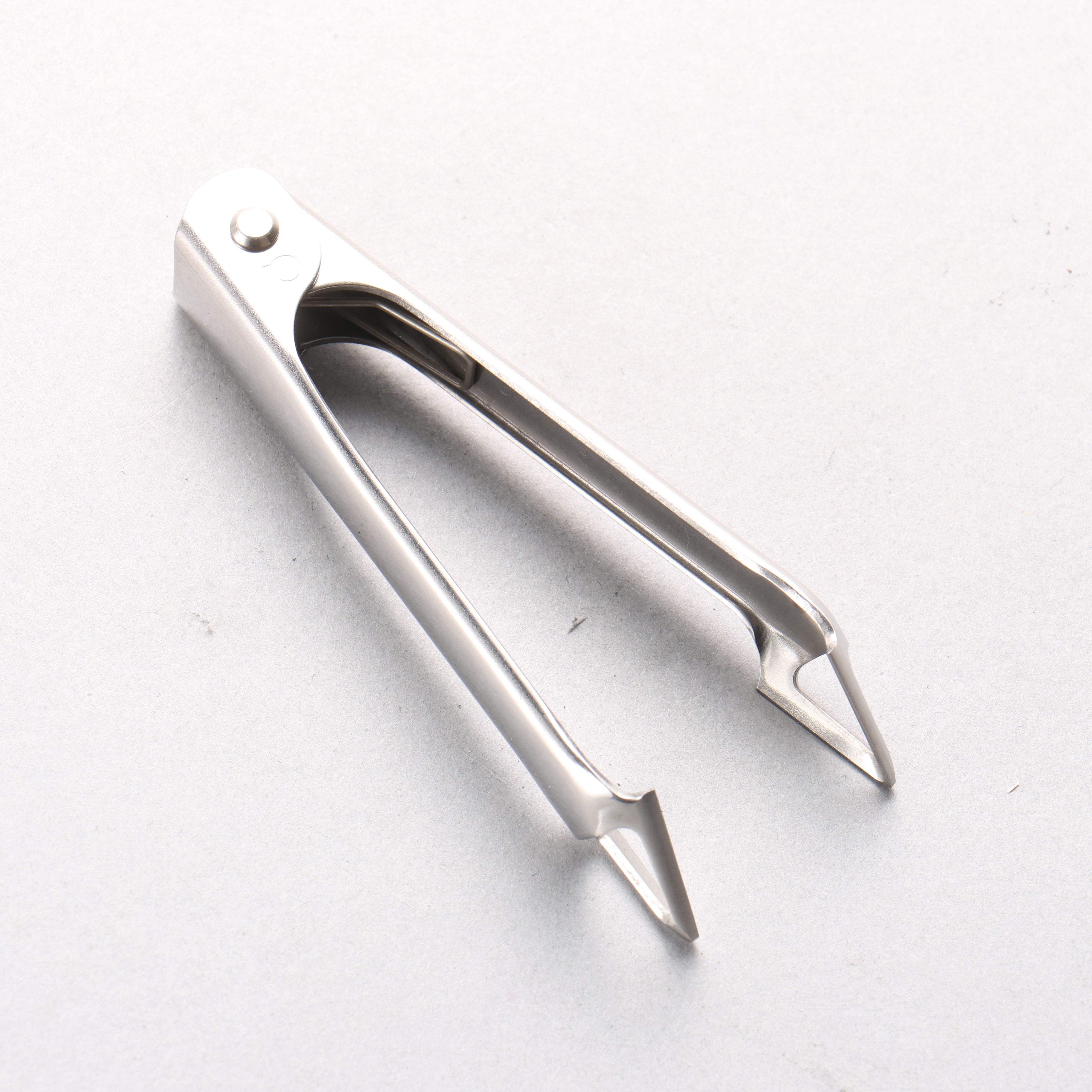 Suwada Stainless Steel Fishbone Tweezers 105mm - Seisuke Knife