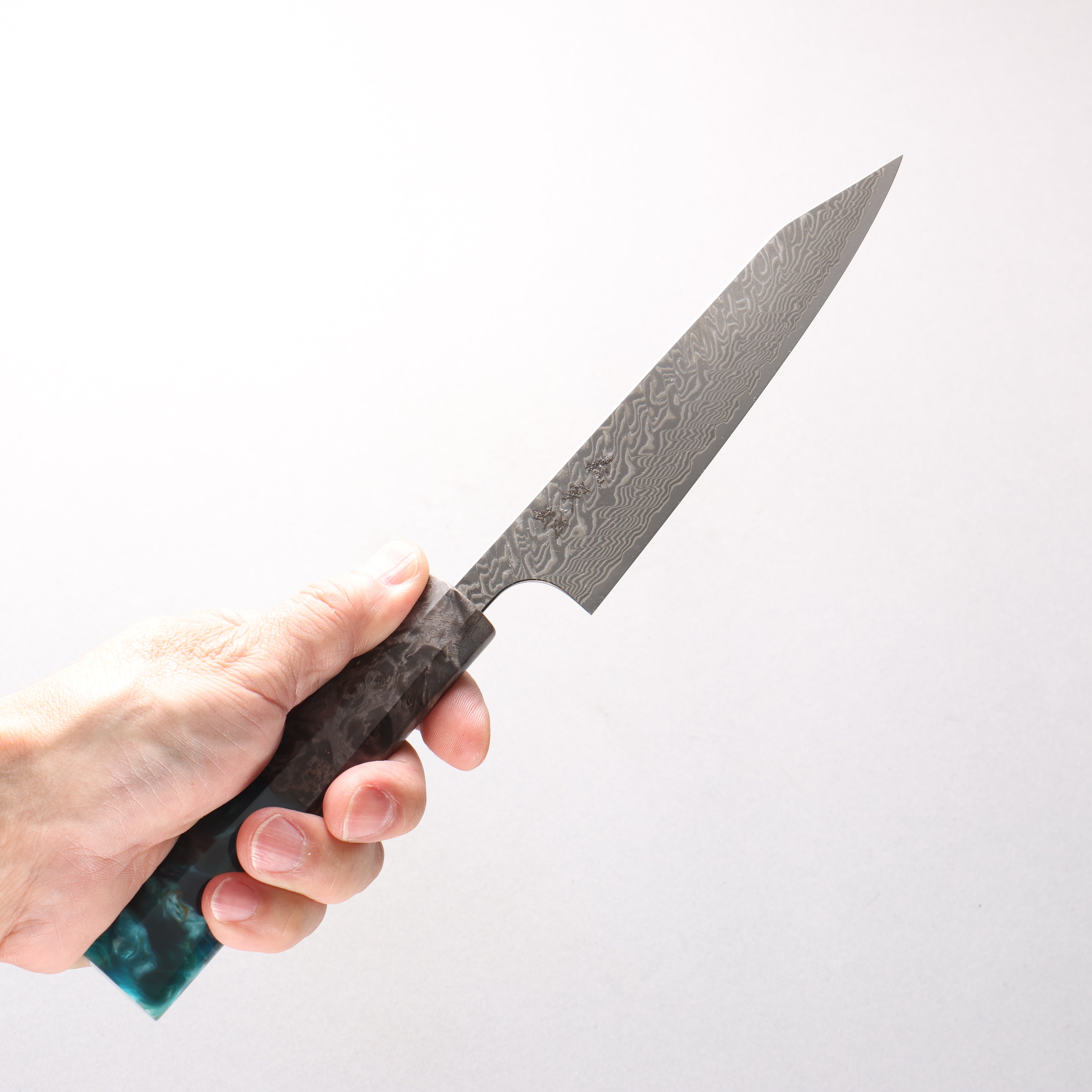 Yoshimi Kato SG2 Black Damascus Kiritsuke Petty-Utility 150mm Stabilized Birch with Emerald Green Resin Handle