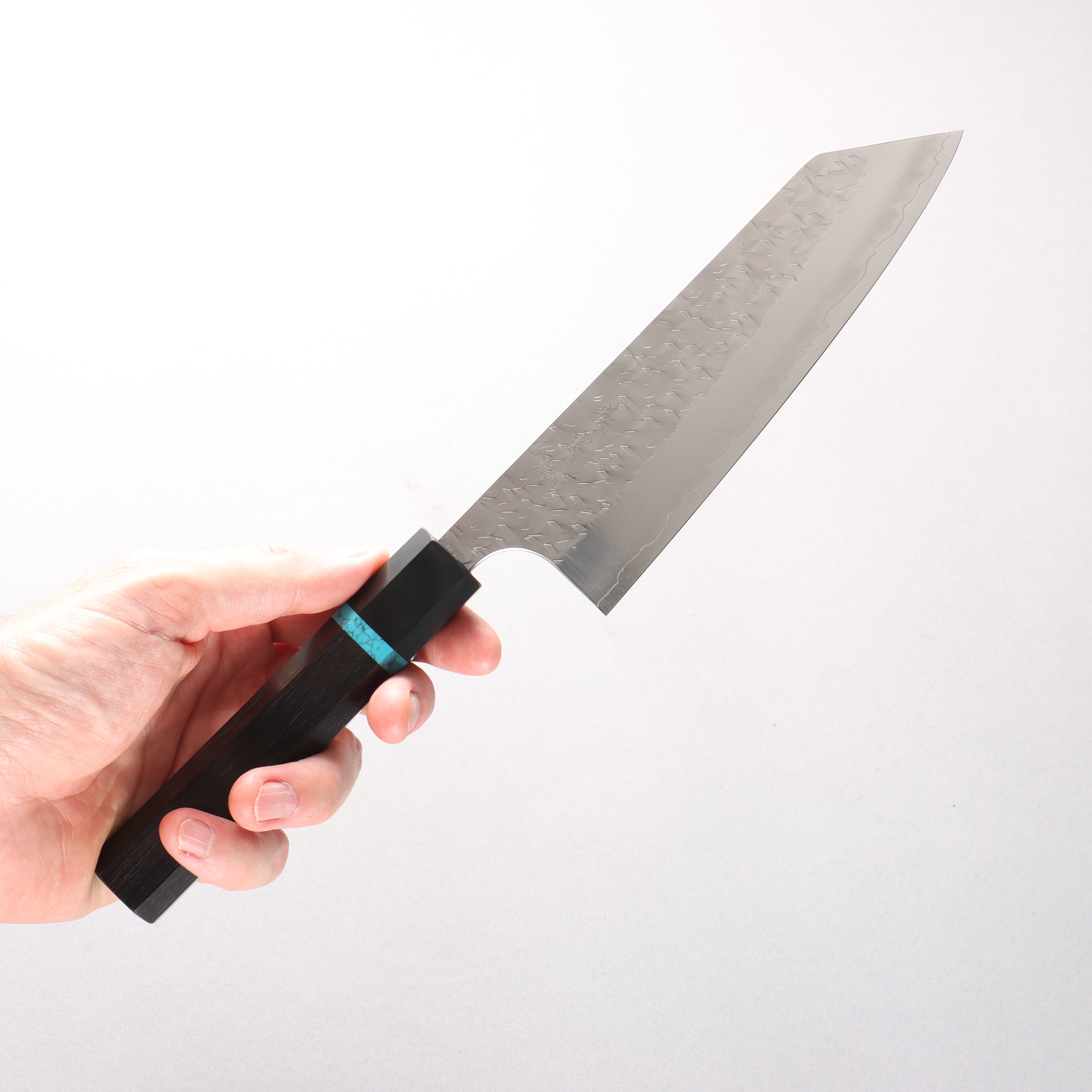 Yoshimi Kato Hyo SG2 Hammered Bunka 170mm African Rosewood with Blue Turquoise Ring (ferrule: G10) Handle