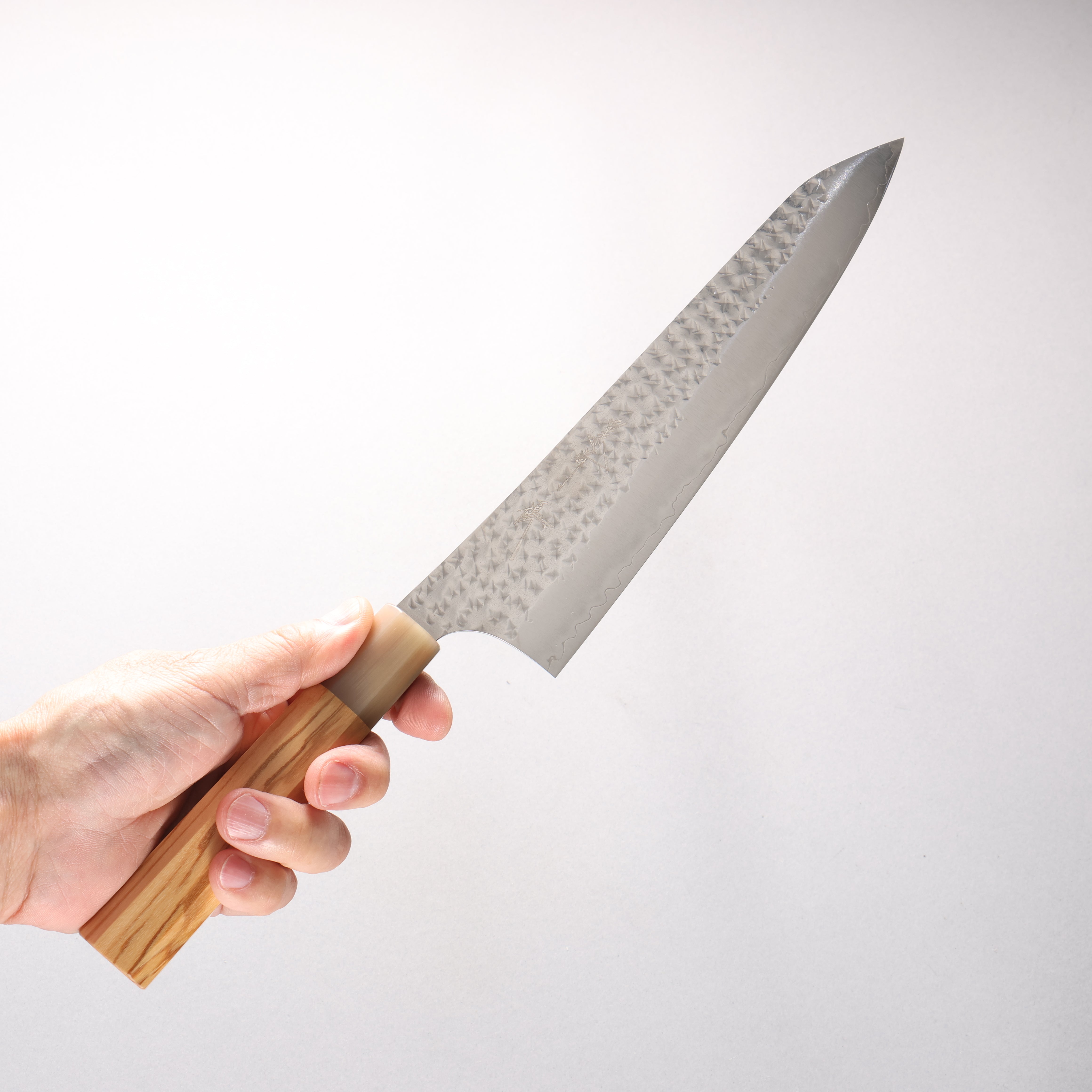Yu Kurosaki Senko Ei SG2 Hammered Gyuto 210mm Olive tree (ferrule: Water Buffalo Horn) Handle