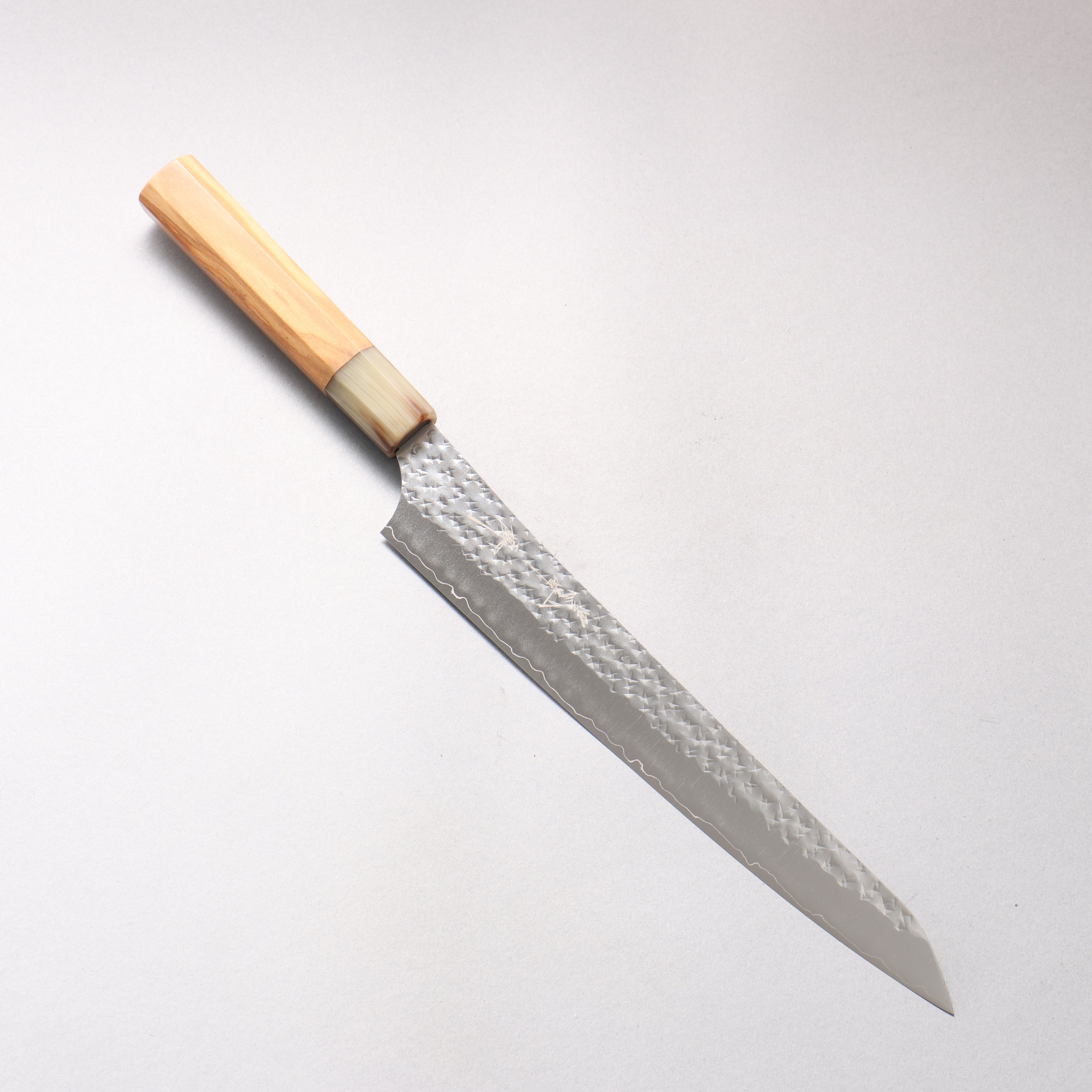 Yu Kurosaki Senko Ei SG2 Hammered Sujihiki 240mm Olive tree (ferrule: Water Buffalo Horn) Handle