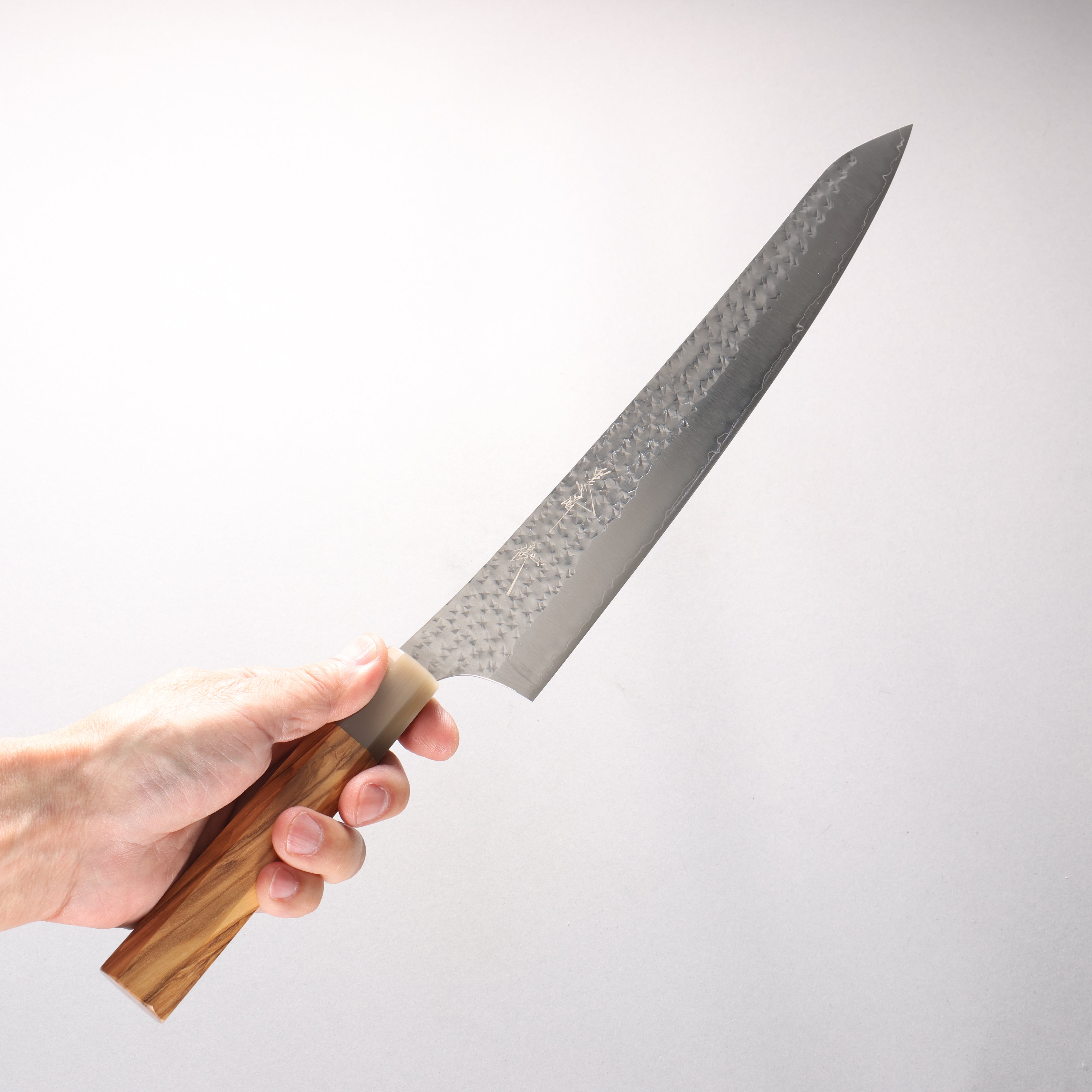 Yu Kurosaki Senko Ei SG2 Hammered Sujihiki 270mm Olive tree (ferrule: Water Buffalo Horn) Handle