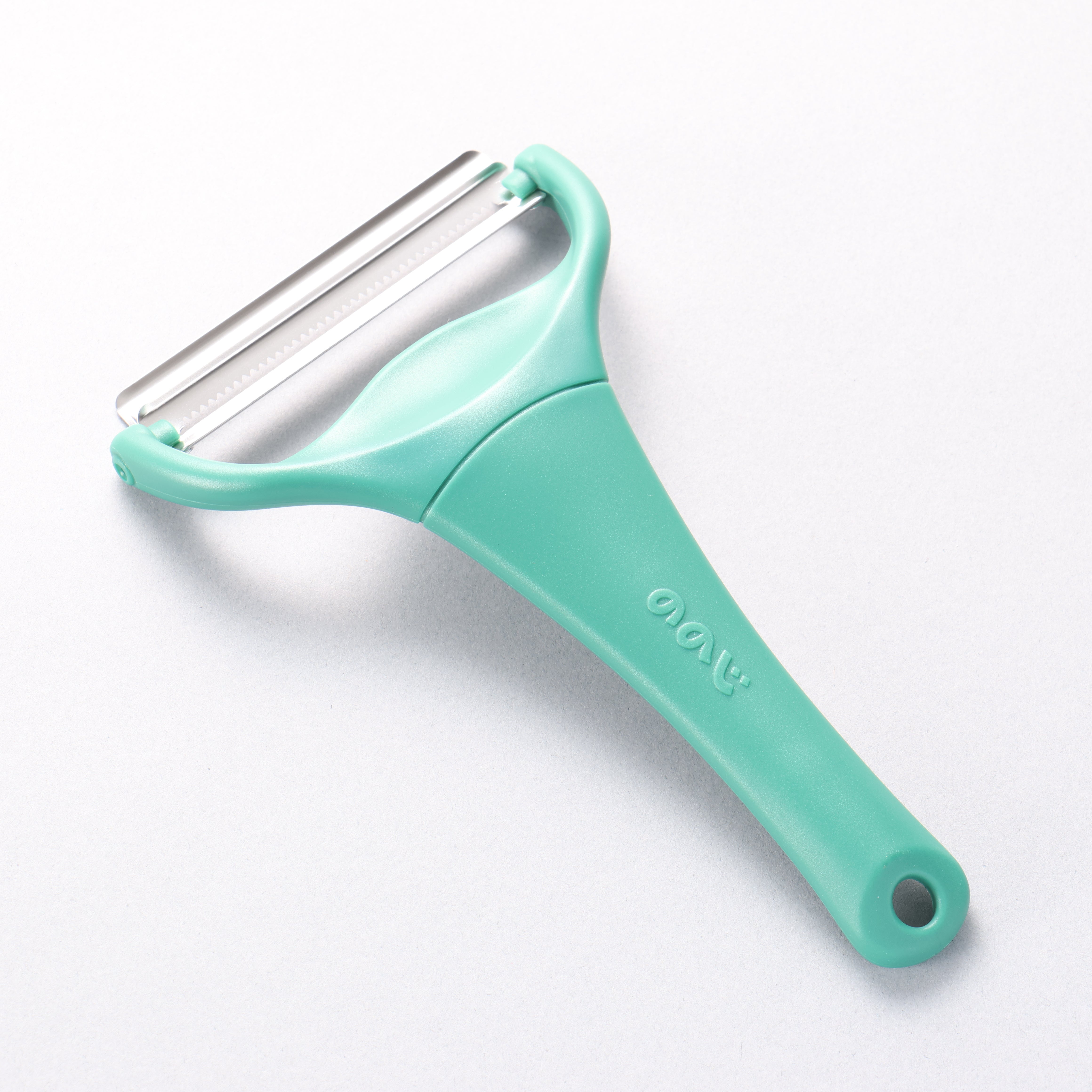 Nonoji Kyabepi MAX Plastic Cabbage Grater - Seisuke Knife