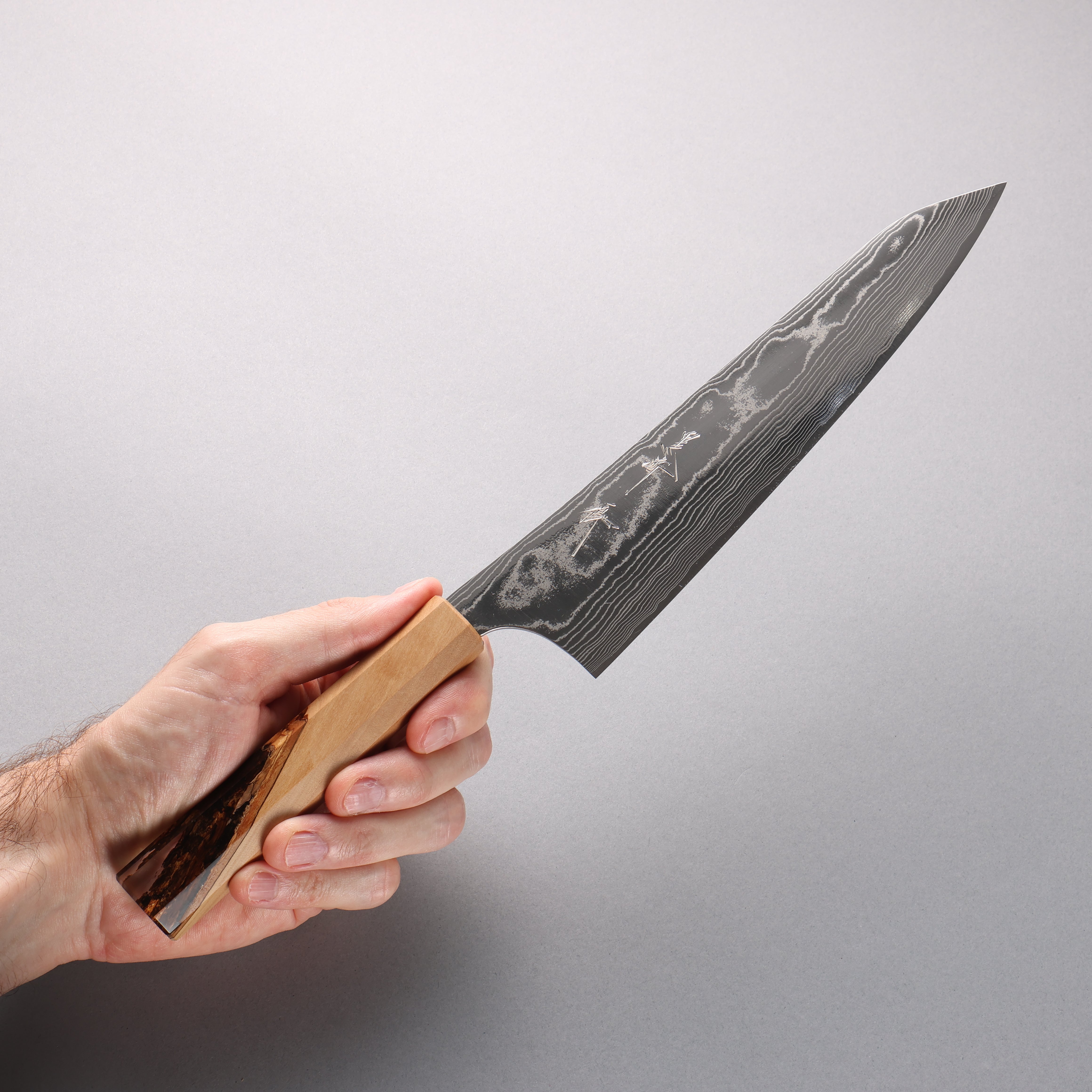 Yu Kurosaki Suiun SG2 Damascus Gyuto 210mm Olive Wood & Clear Resin Handle - Seisuke Knife