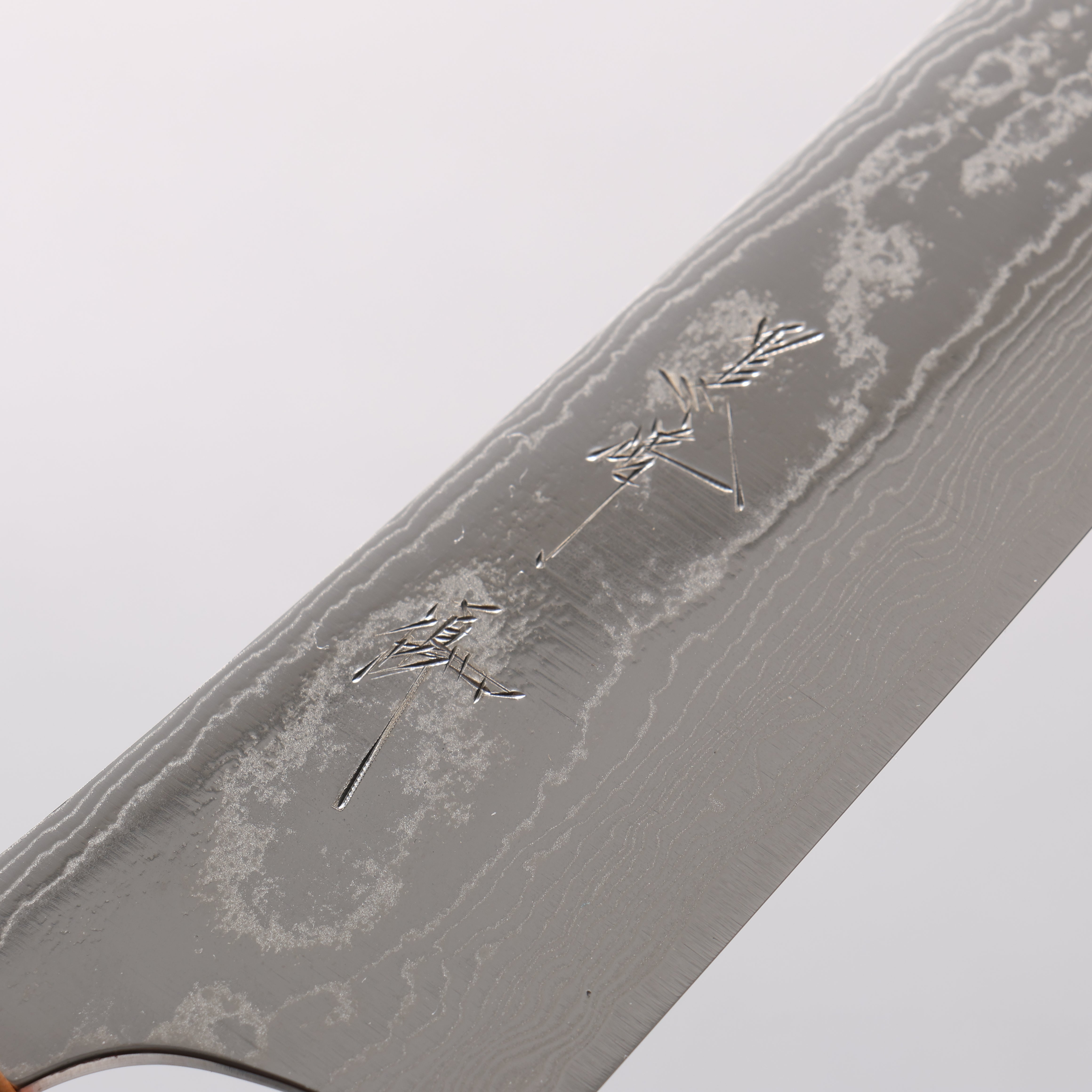 Yu Kurosaki Suiun SG2 Damascus Small Bunka 150mm Olive Tree and Clear Resin Handle