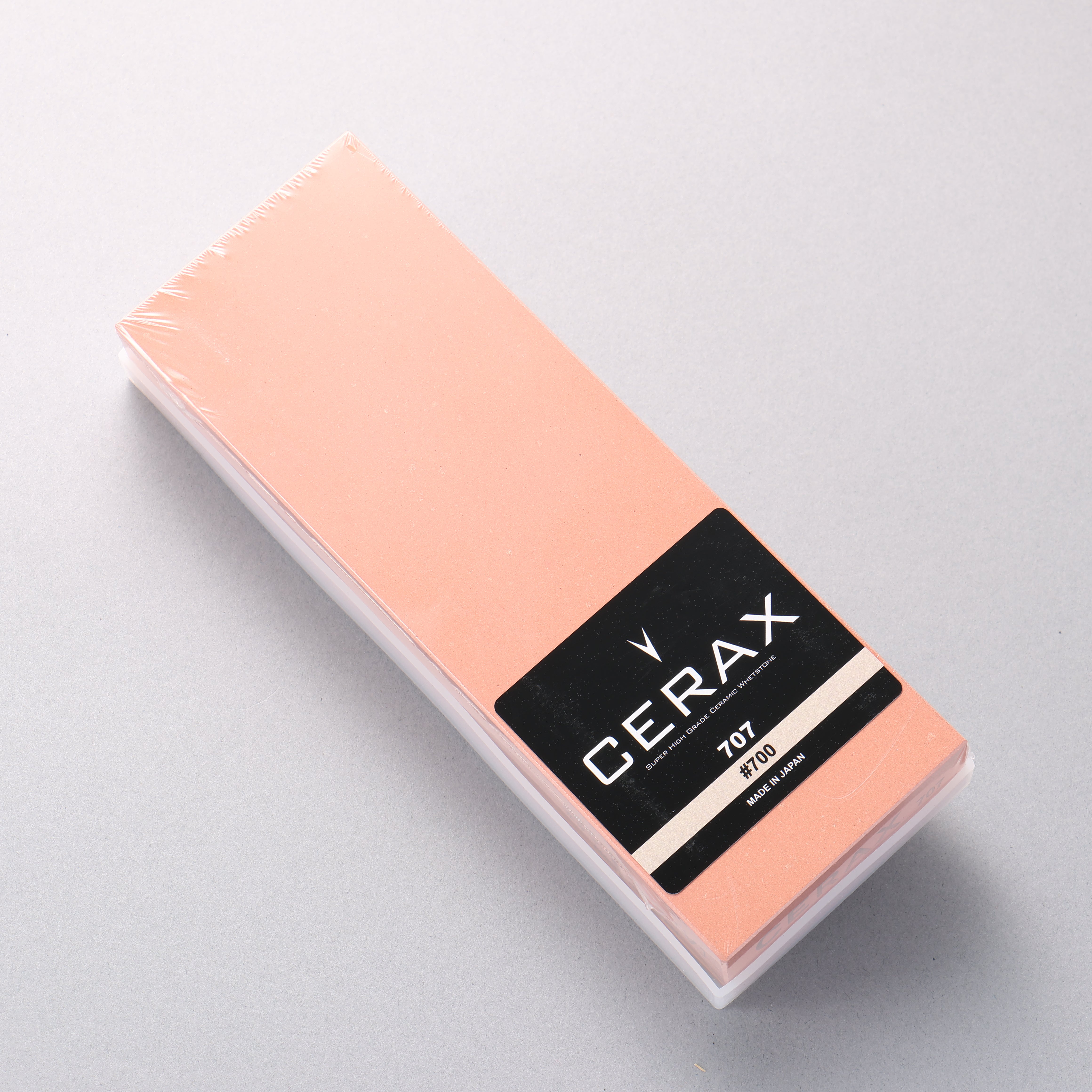 Suehiro CERAX 707 Ceramic Medium Sharpening Stone with Rubber Base - #700 - Seisuke Knife
