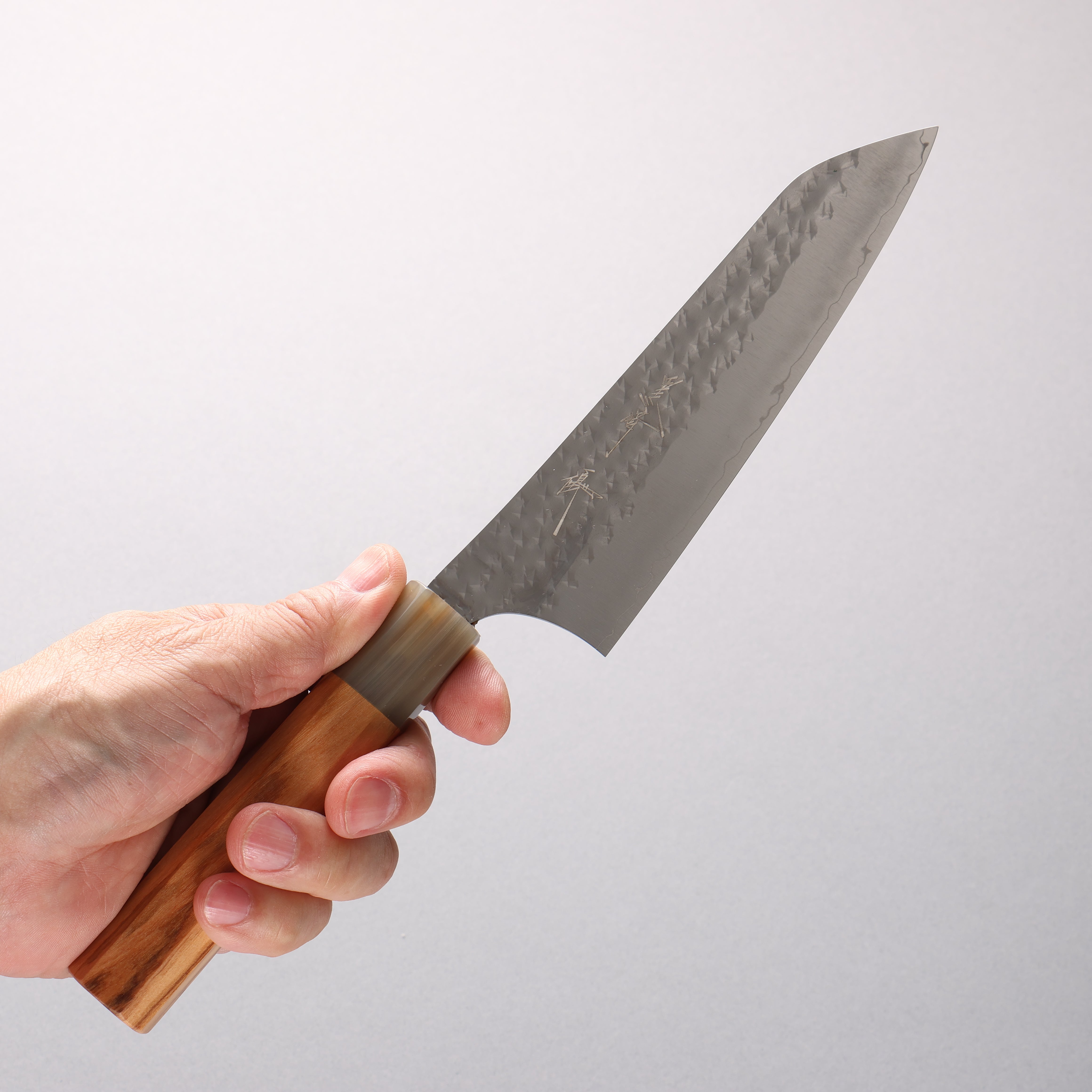 Yu Kurosaki Senko Ei SG2 Hammered Small Bunka 150mm Olive tree (ferrule: Water Buffalo Horn) Handle
