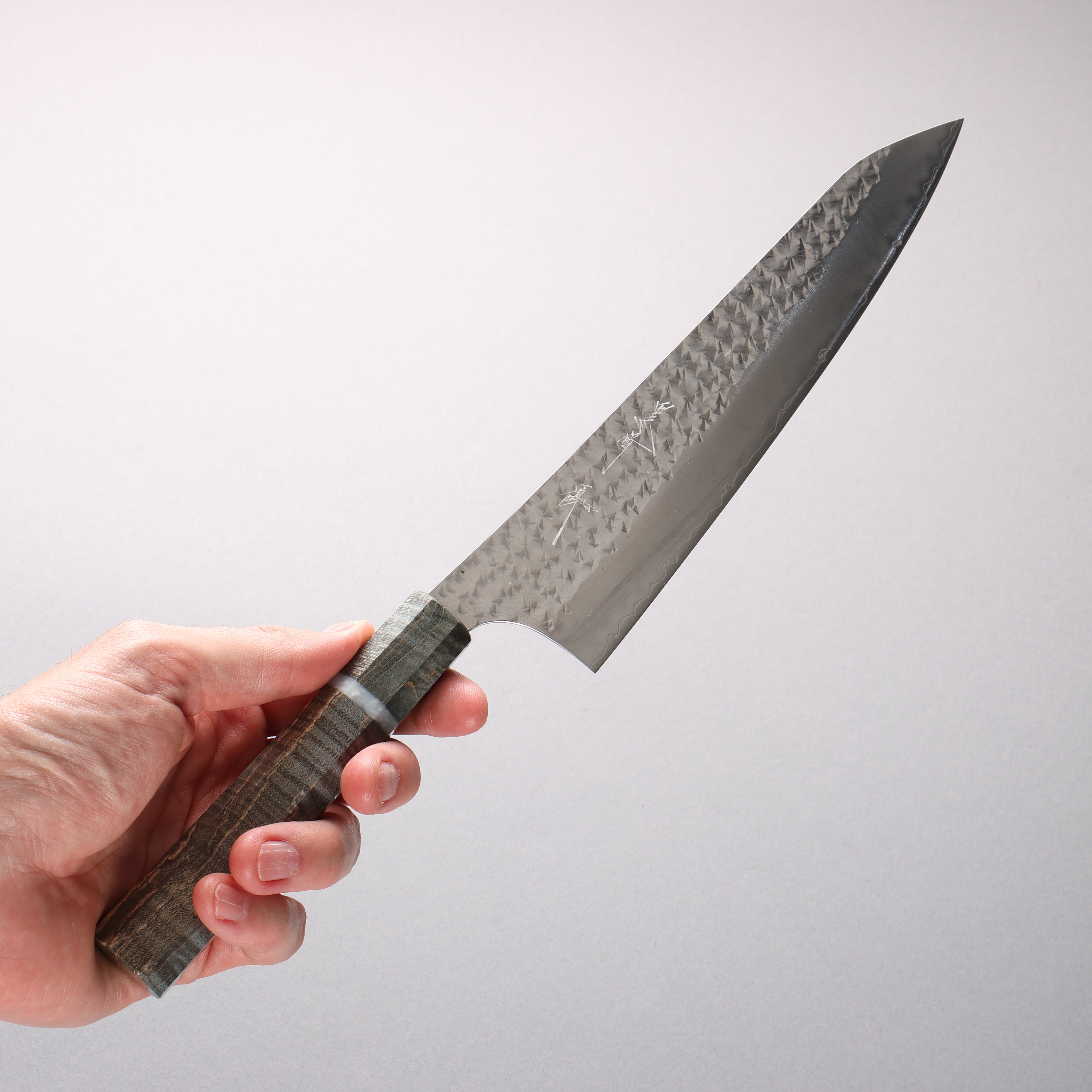 Yu Kurosaki Senko Ei SG2 Hammered Gyuto 210mm Stabilized Burl & White Ring Handle - Seisuke Knife