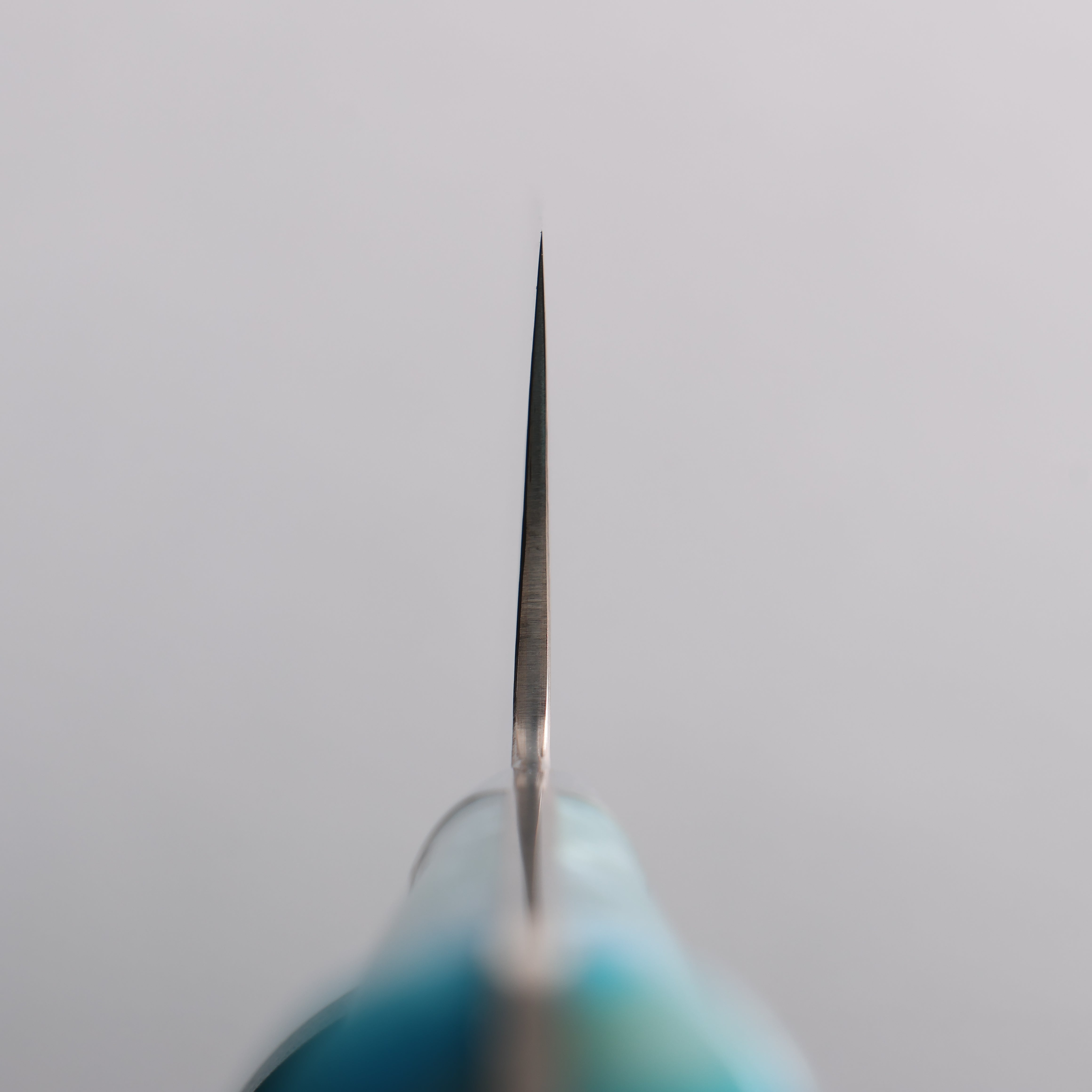 Takeshi Saji VG10w Colored Damascus Migaki Finished Santoku 180mm Blue and White Acrylic Handle