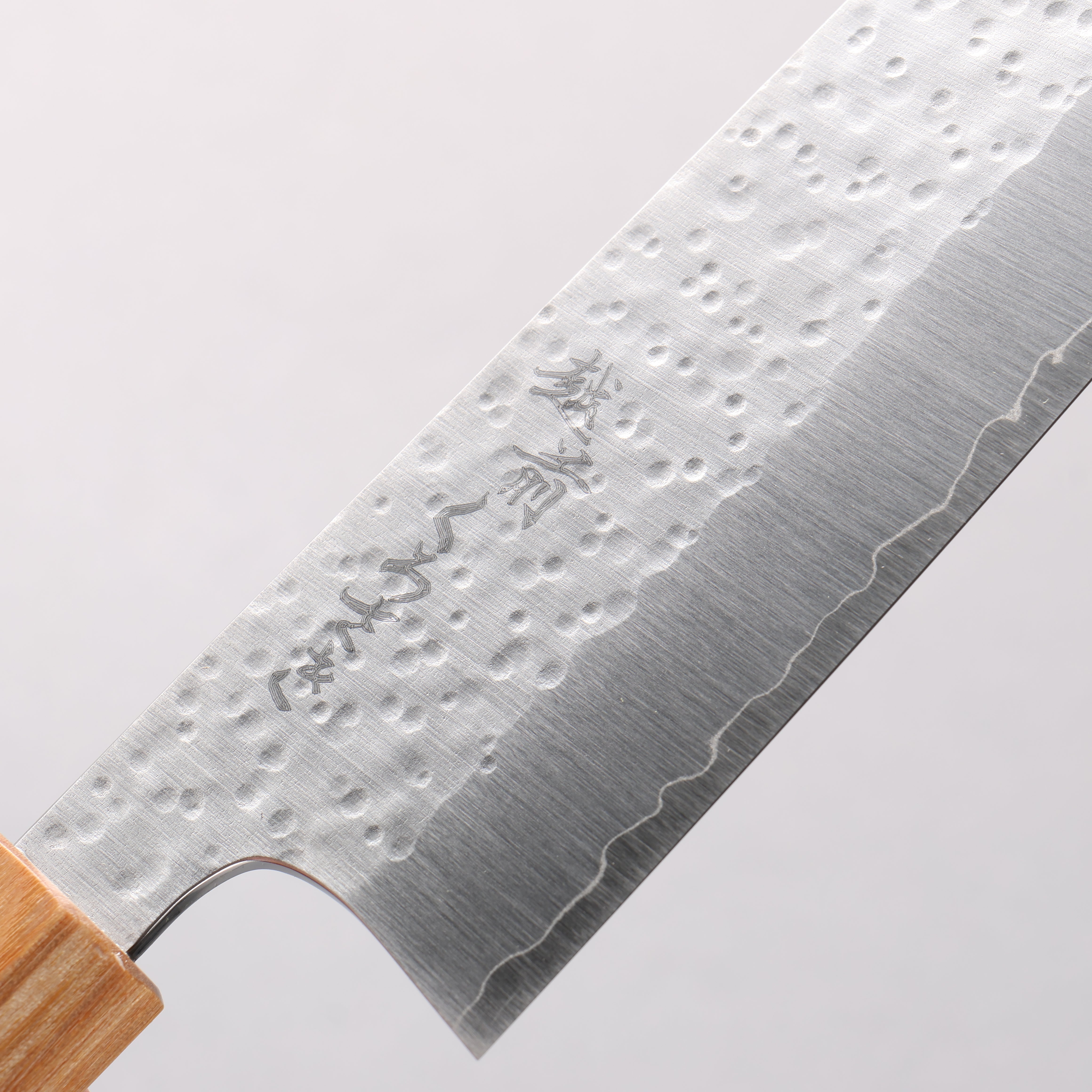 Makoto Kurosaki SG2 Hammered(Maru) Gyuto 210mm Cherry Wood Handle - Seisuke Knife