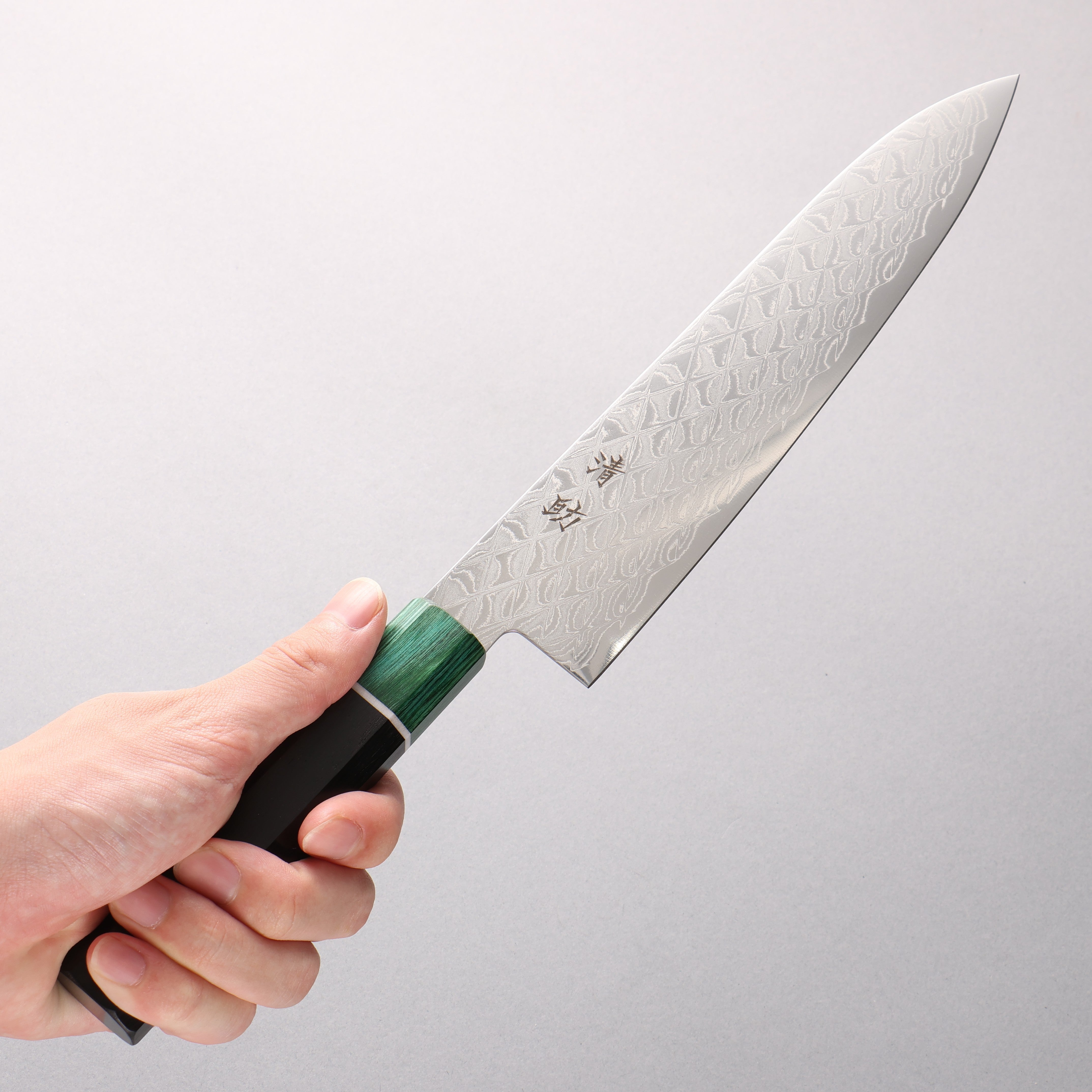 Seisuke AUS10 Mirror Crossed Gyuto 210mm Black Pakka wood(ferrule: Green Pakka wood) Handle