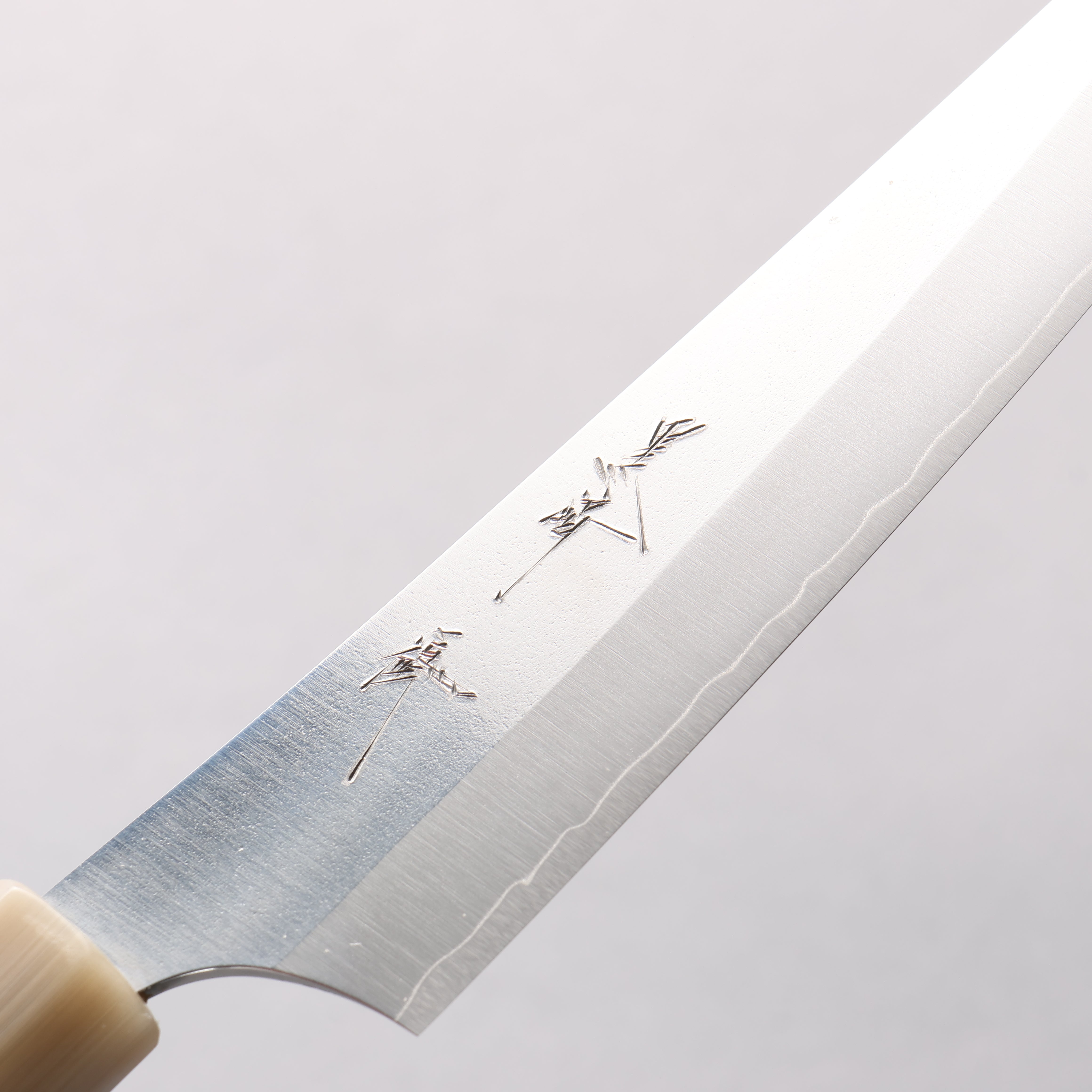 Yu Kurosaki Gekko VG-XEOS Petty-Utility 150mm Ebony Wood (ferrule: White Water Buffalo Horn) Handle - Seisuke Knife