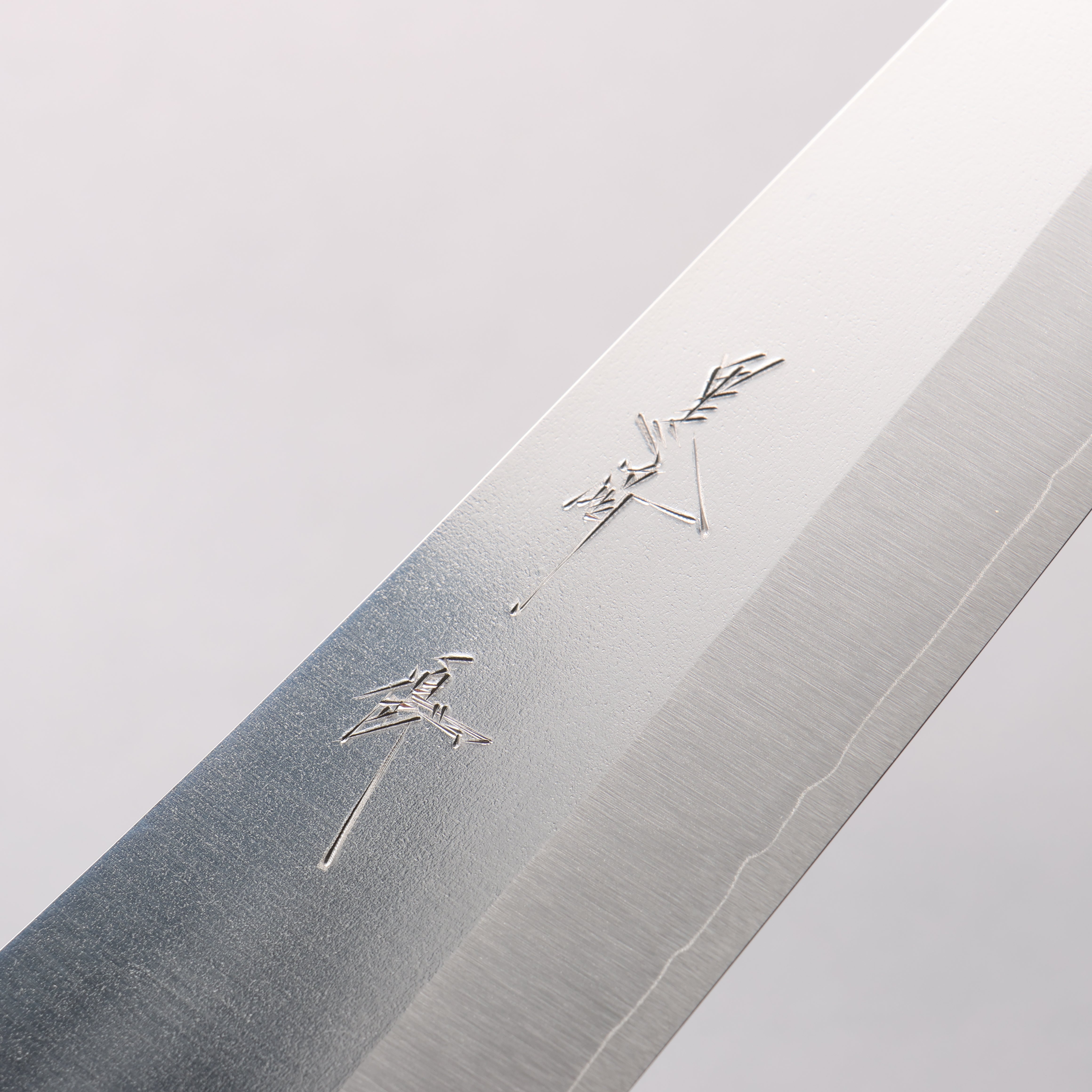 Yu Kurosaki New Gekko VG-XEOS Gyuto 210mm Ebony Wood (ferrule: White Water Buffalo Horn) Handle - Seisuke Knife