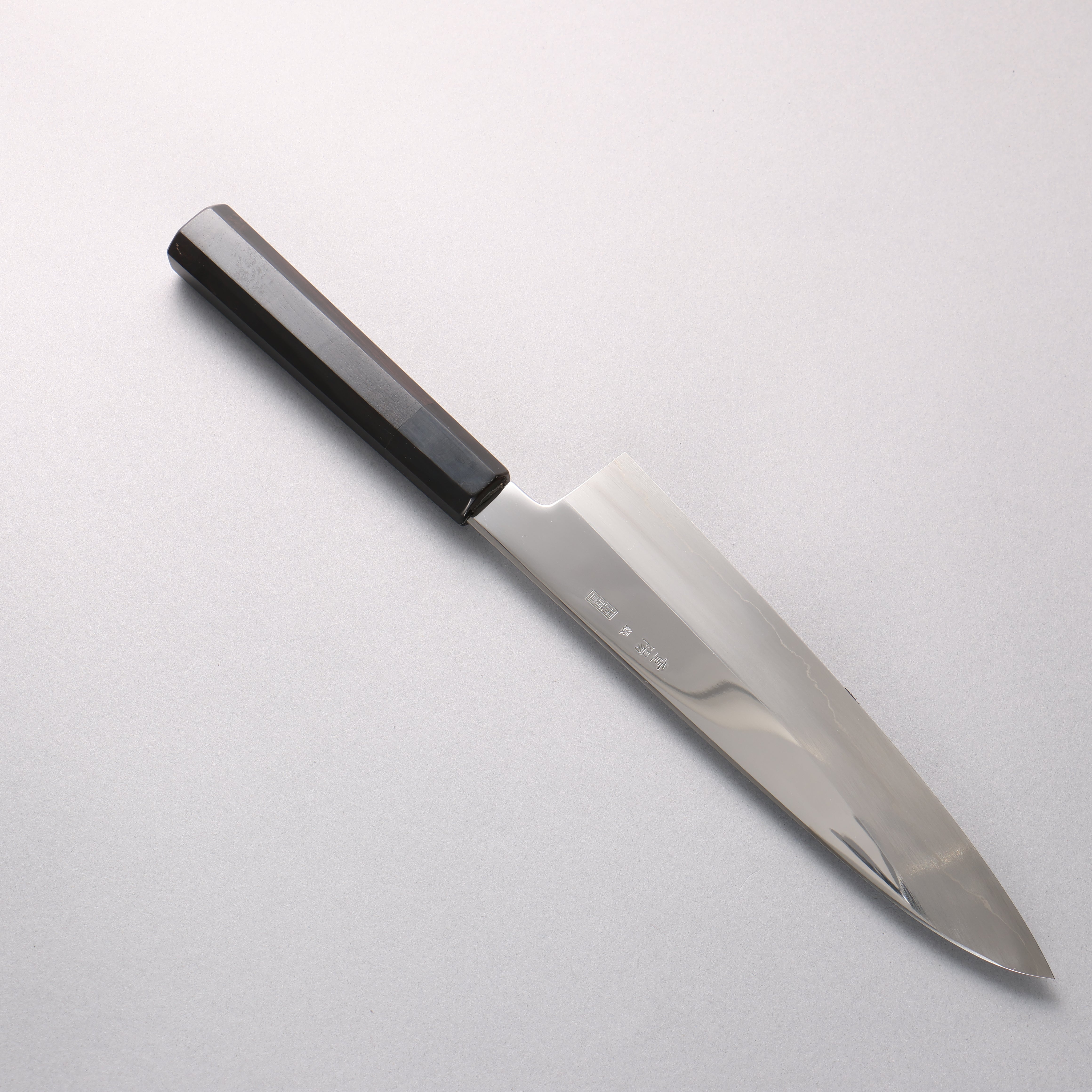 Choyo Silver Steel No.3 Migaki Gyuto 210mm Ebony Wood & Black Water Buffalo Horn Handle - Seisuke Knife