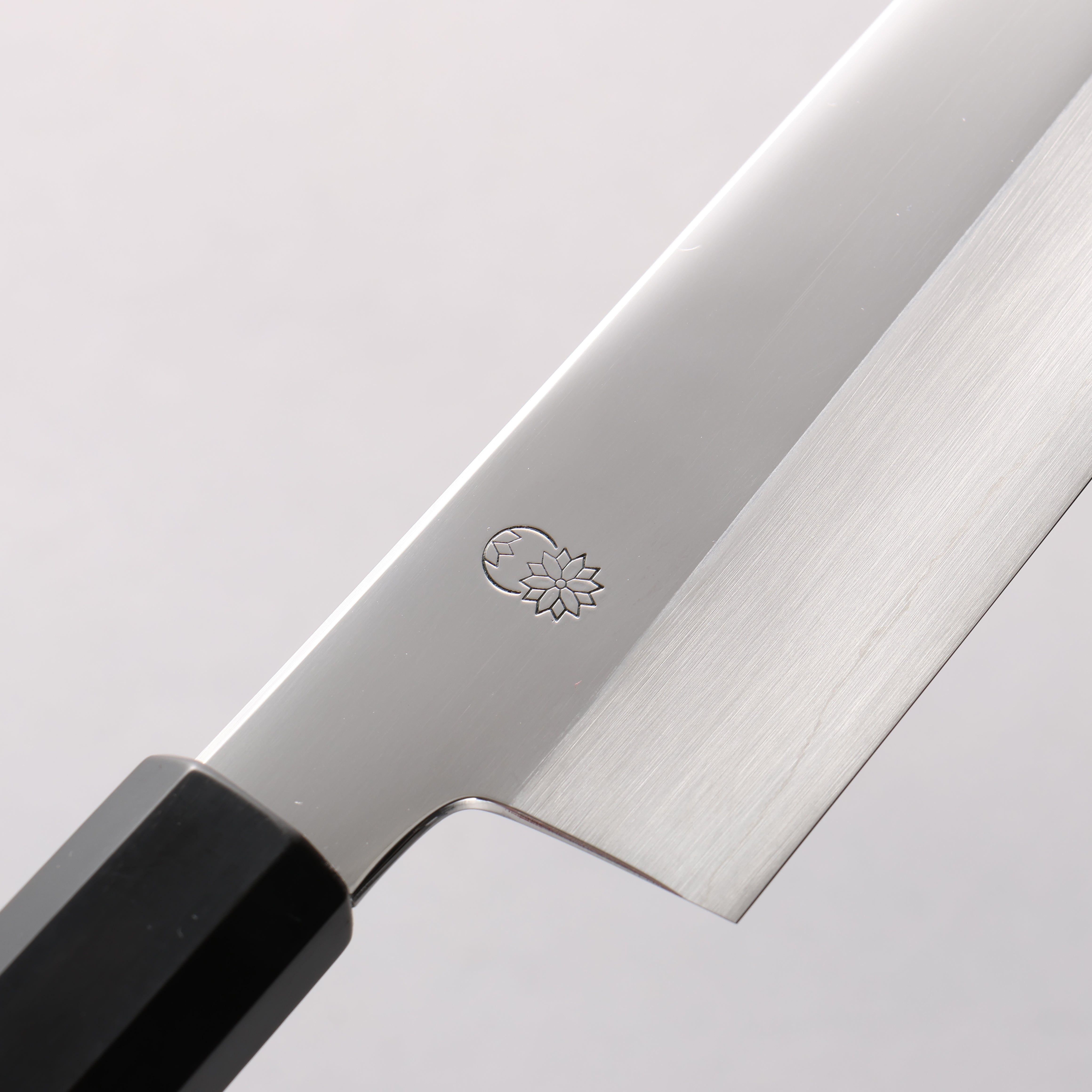 Choyo Silver Steel No.3 Migaki Kiritsuke Gyuto 210mm Ebony Wood & Black Water Buffalo Horn Handle - Seisuke Knife