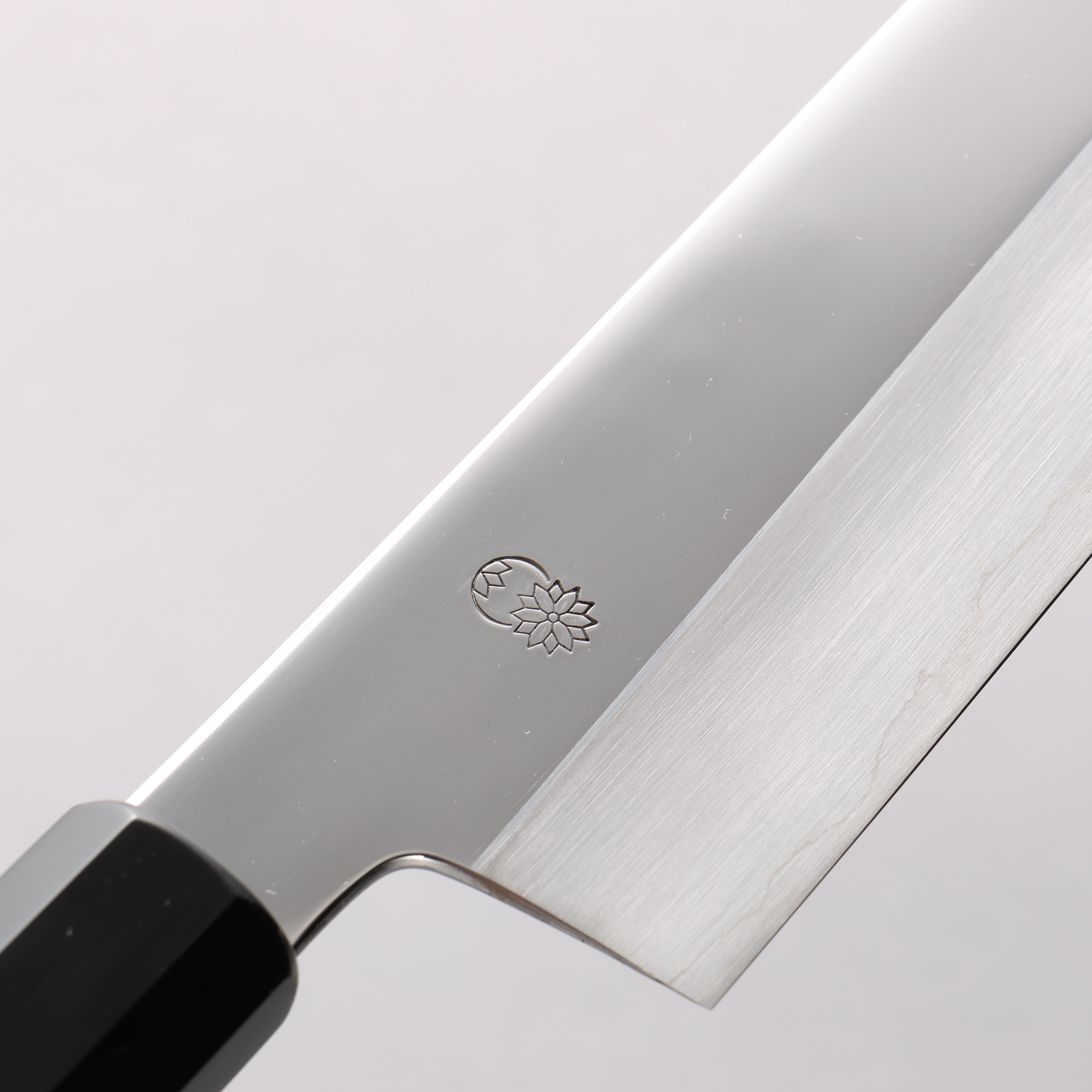 Choyo Silver Steel No.3 Migaki Kiritsuke Gyuto 240mm Ebony Wood & Black Water Buffalo Horn Handle - Seisuke Knife