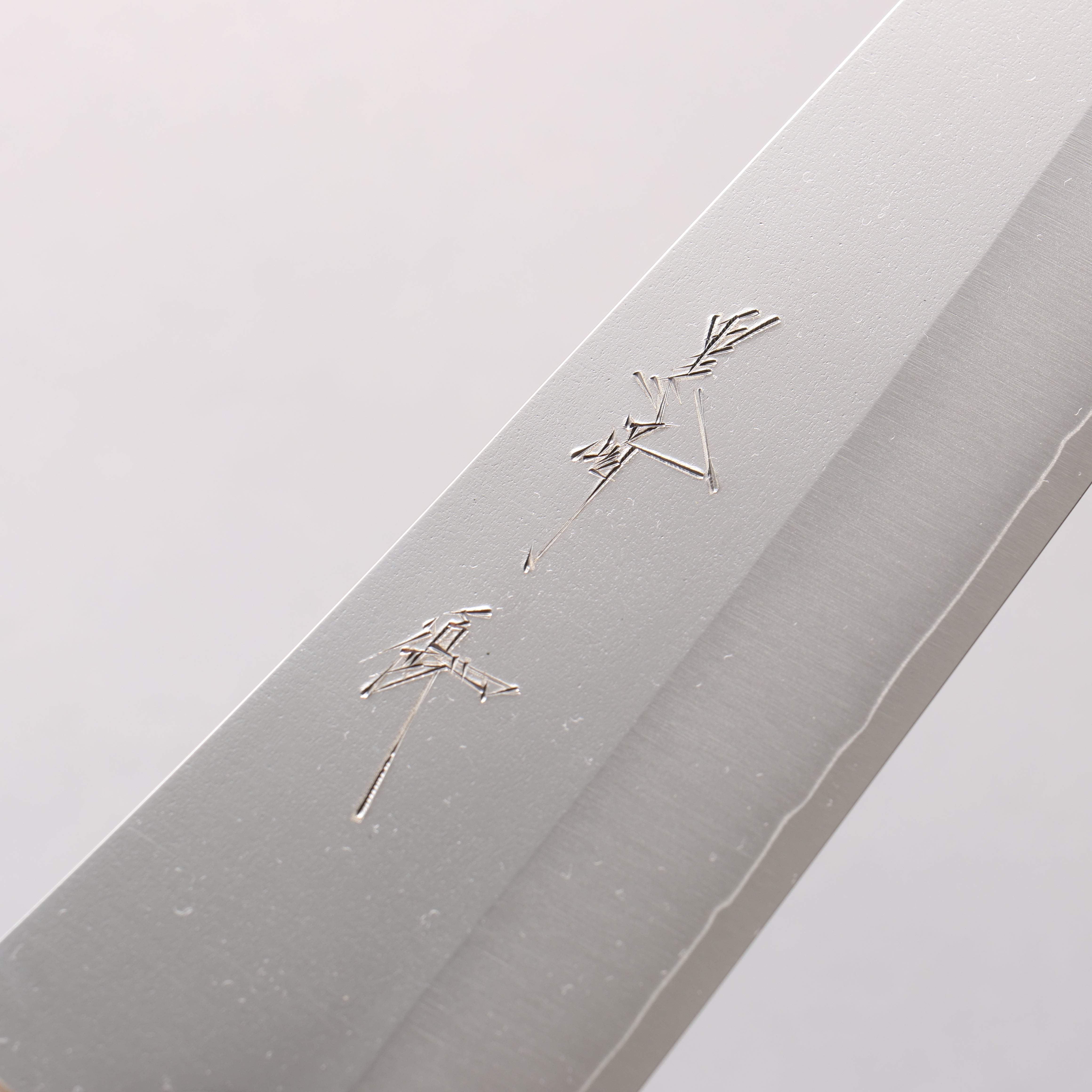 Yu Kurosaki New Gekko VG-XEOS Gyuto 210mm Olive Tree (ferrule: White Water Buffalo Horn) Handle