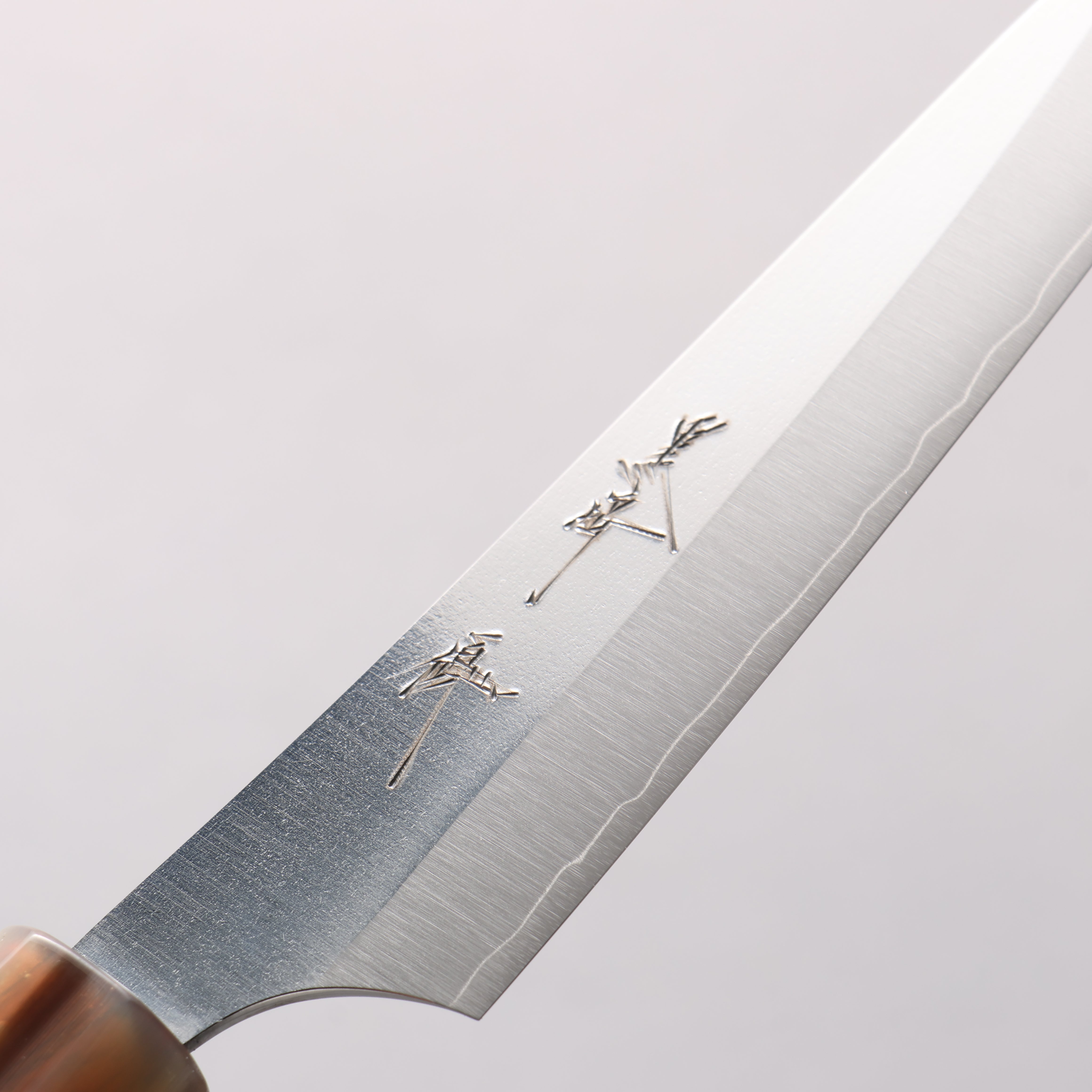 Yu Kurosaki New Gekko VG-XEOS Petty-Utility 130mm Olive Tree (ferrule: White Water Buffalo Horn) Handle