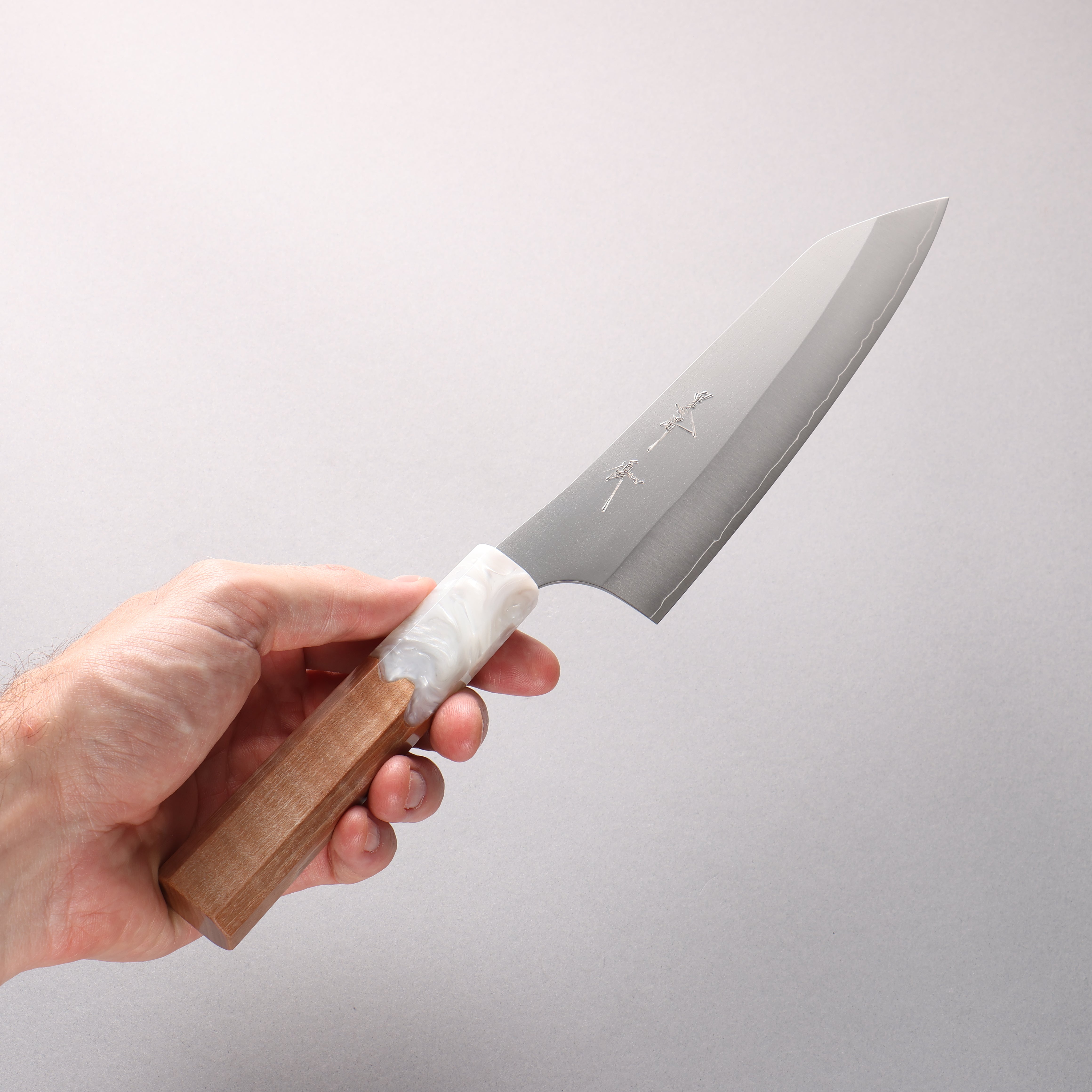 Yu Kurosaki New Gekko VG-XEOS Bunka 170mm Resin Coated Birch & White Resin Handle - Seisuke Knife