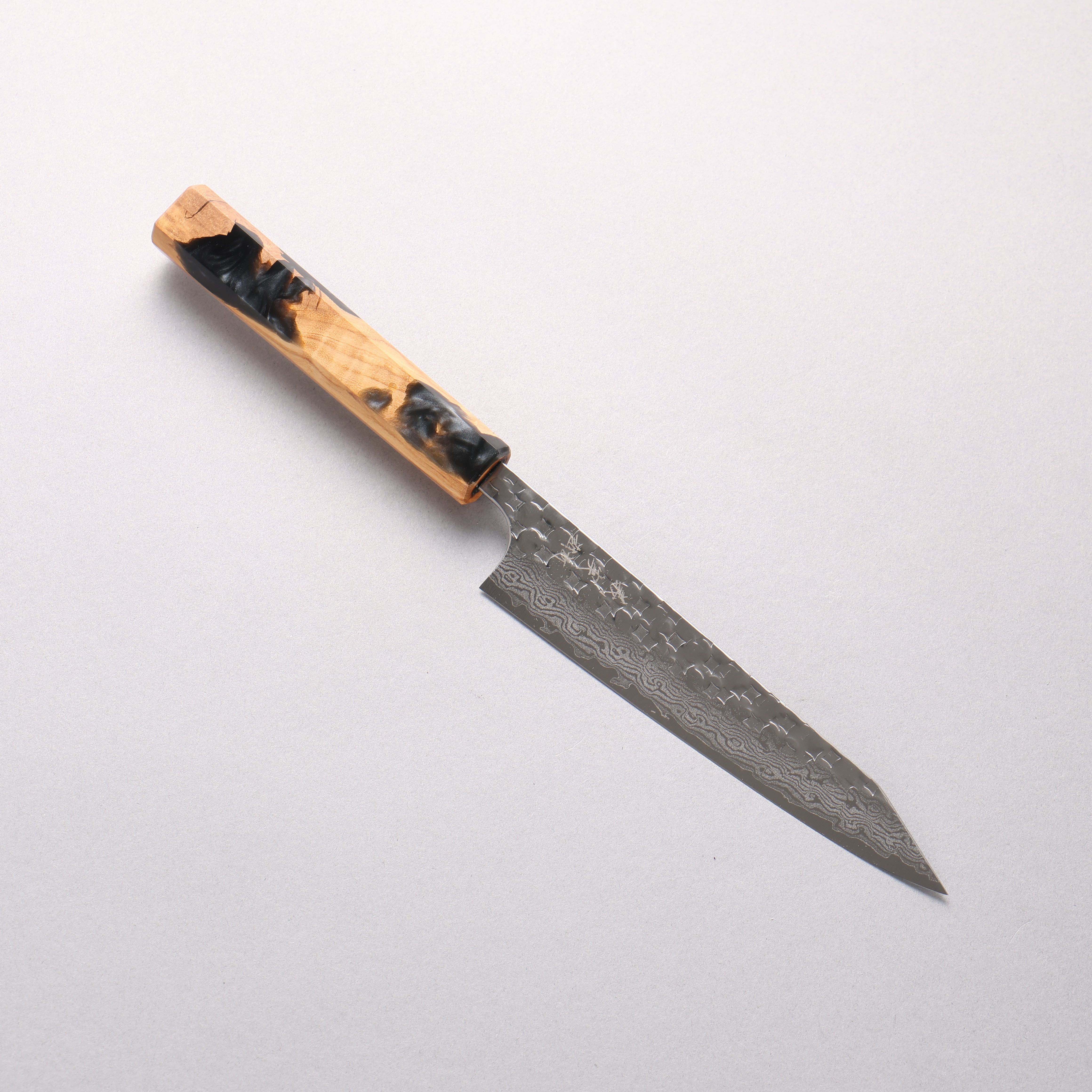 Yoshimi Kato Minamo II VG-XEOS Hammered Damascus Kiritsuke Petty-Utility 150mm Black Stabilized Wood (White Turquoise Ring) Handle