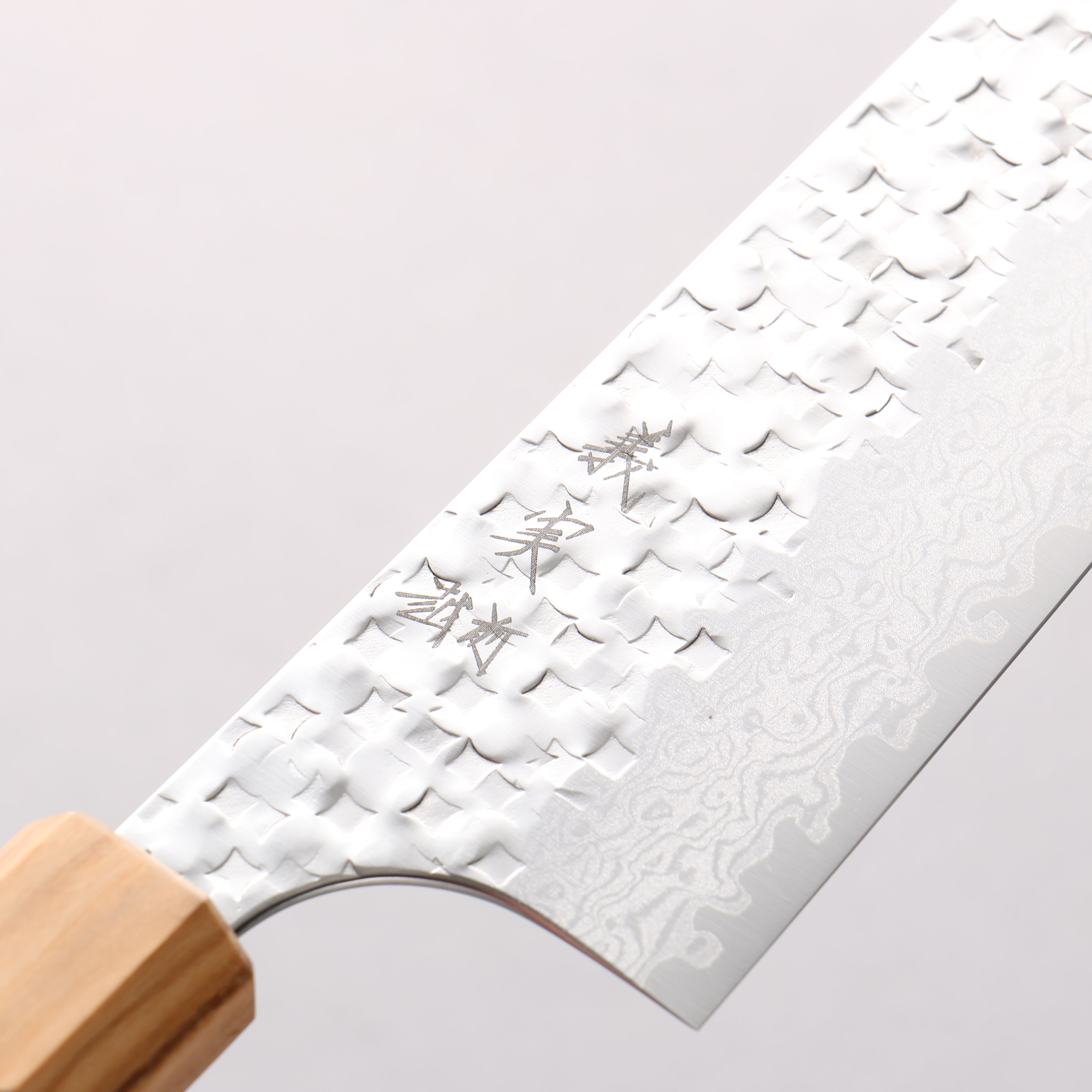 Yoshimi Kato Minamo II VG-XEOS Hammered Damascus Bunka 170mm Black Stabilized Wood (White Turquoise Ring) Handle