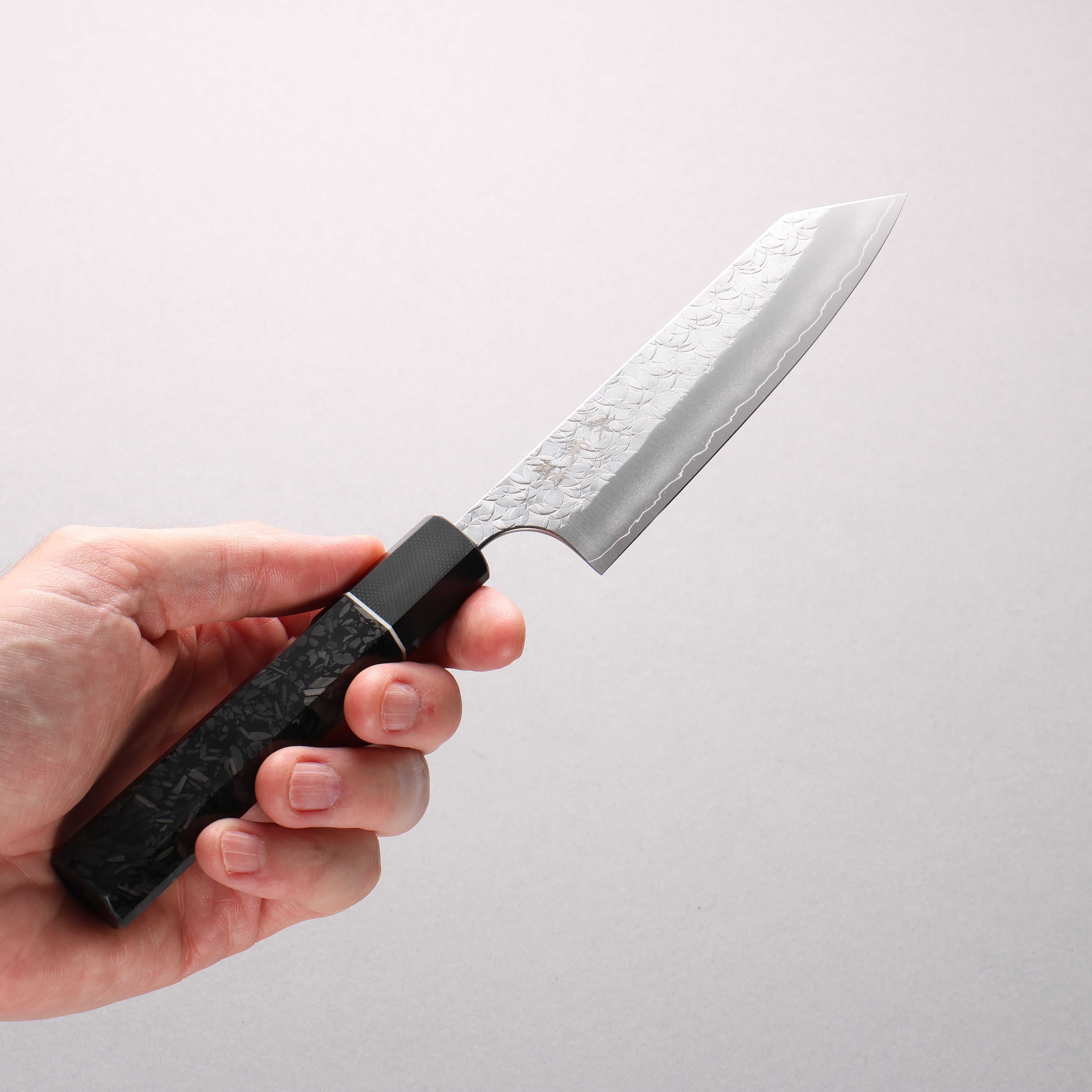 Yoshimi Kato Minamo SG2 Hammered Petty-Utility 120mm Carbon Fiber (ferrule: G10) Handle