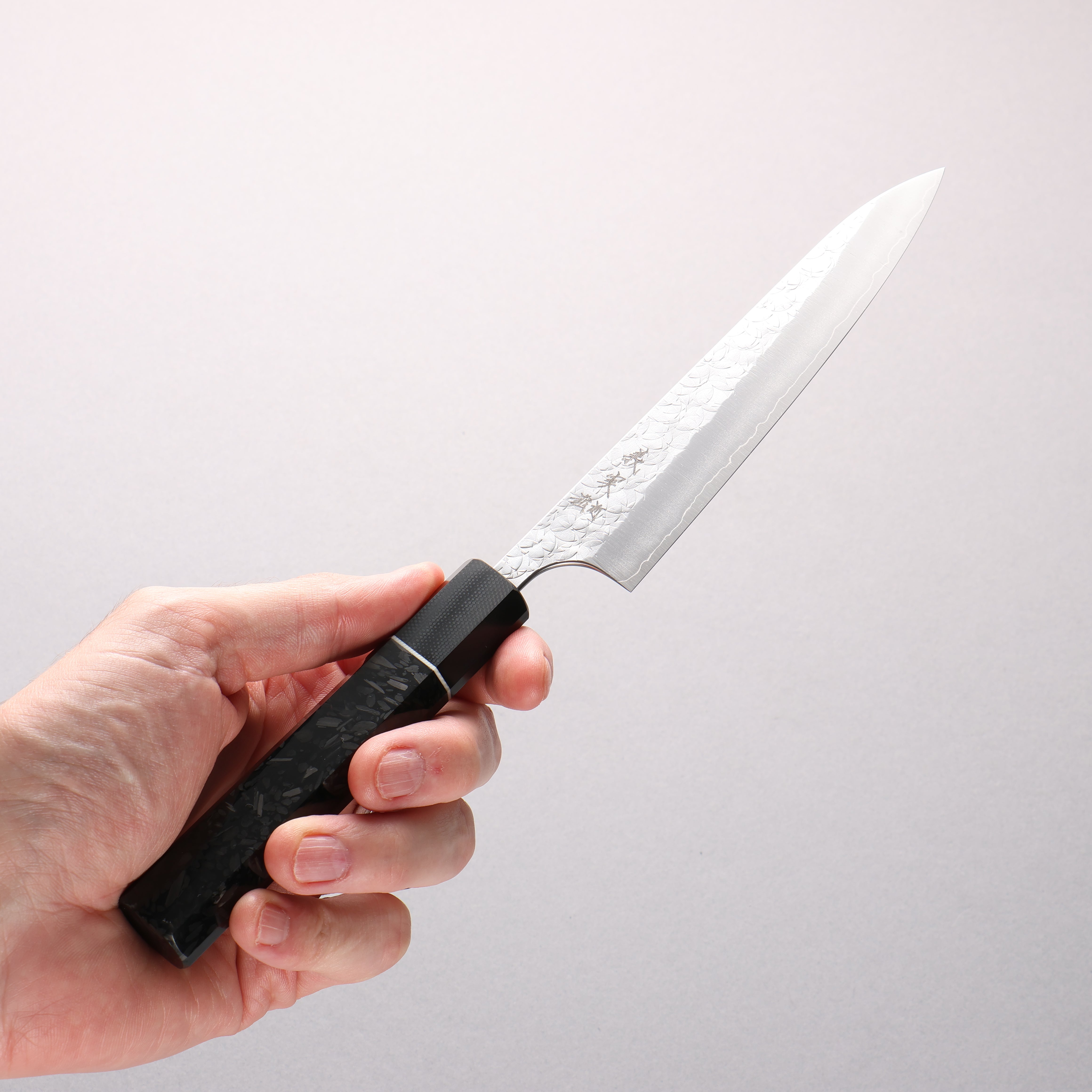 Yoshimi Kato Minamo SG2 Hammered Petty-Utility 120mm Carbon Fiber (ferrule: G10) Handle
