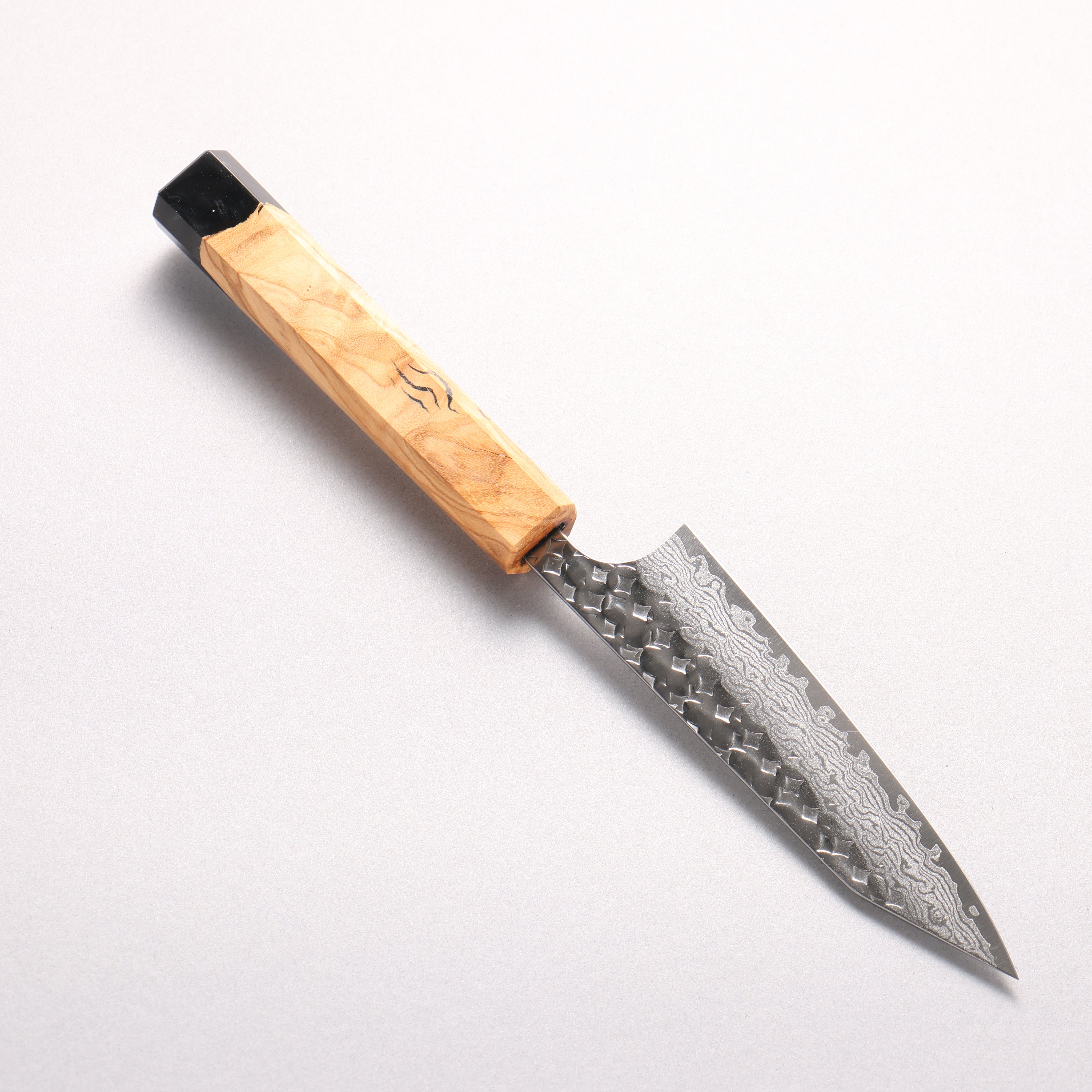 Yoshimi Kato Minamo II VG-XEOS Hammered Damascus Kiritsuke Petty-Utility 120mm Olive Tree and Black Resin Handle