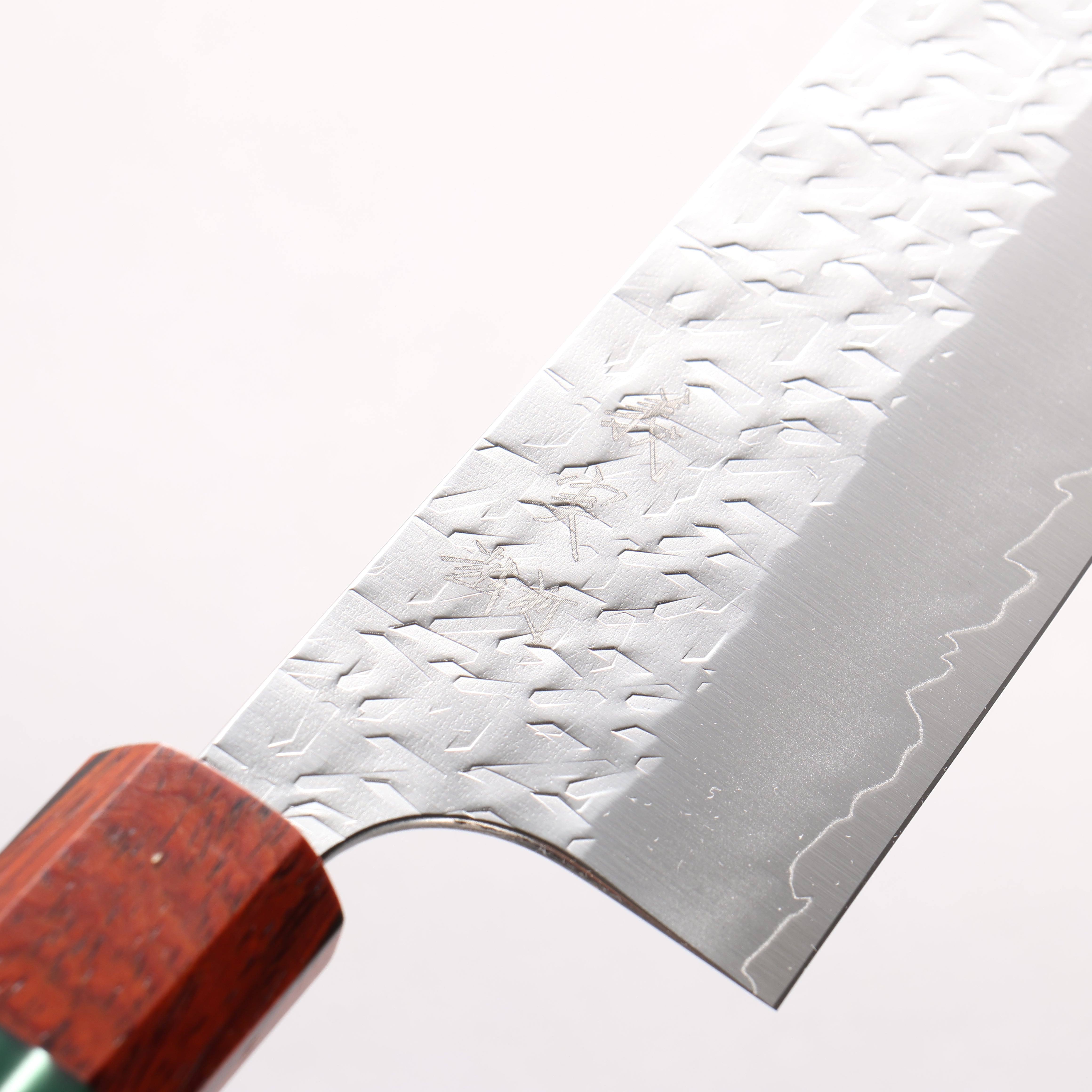 Yoshimi Kato Hyo SG2 Hammered Gyuto 210mm Rosewood (ferrule: Black Pakka wood) Shinogi Handle