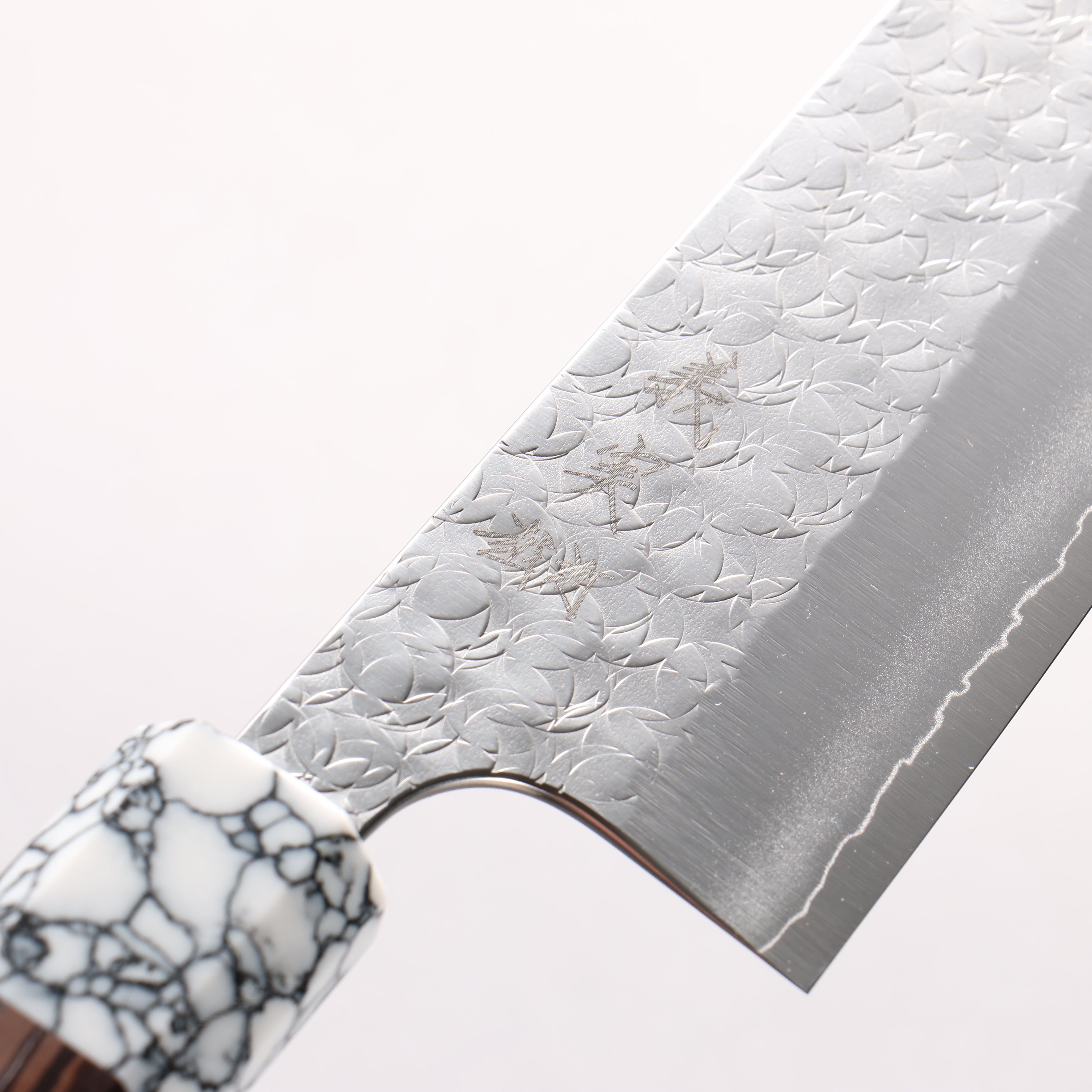Yoshimi Kato Minamo SG2 Hammered Santoku 170mm Wenge (ferrule: White Turquoise) Handle