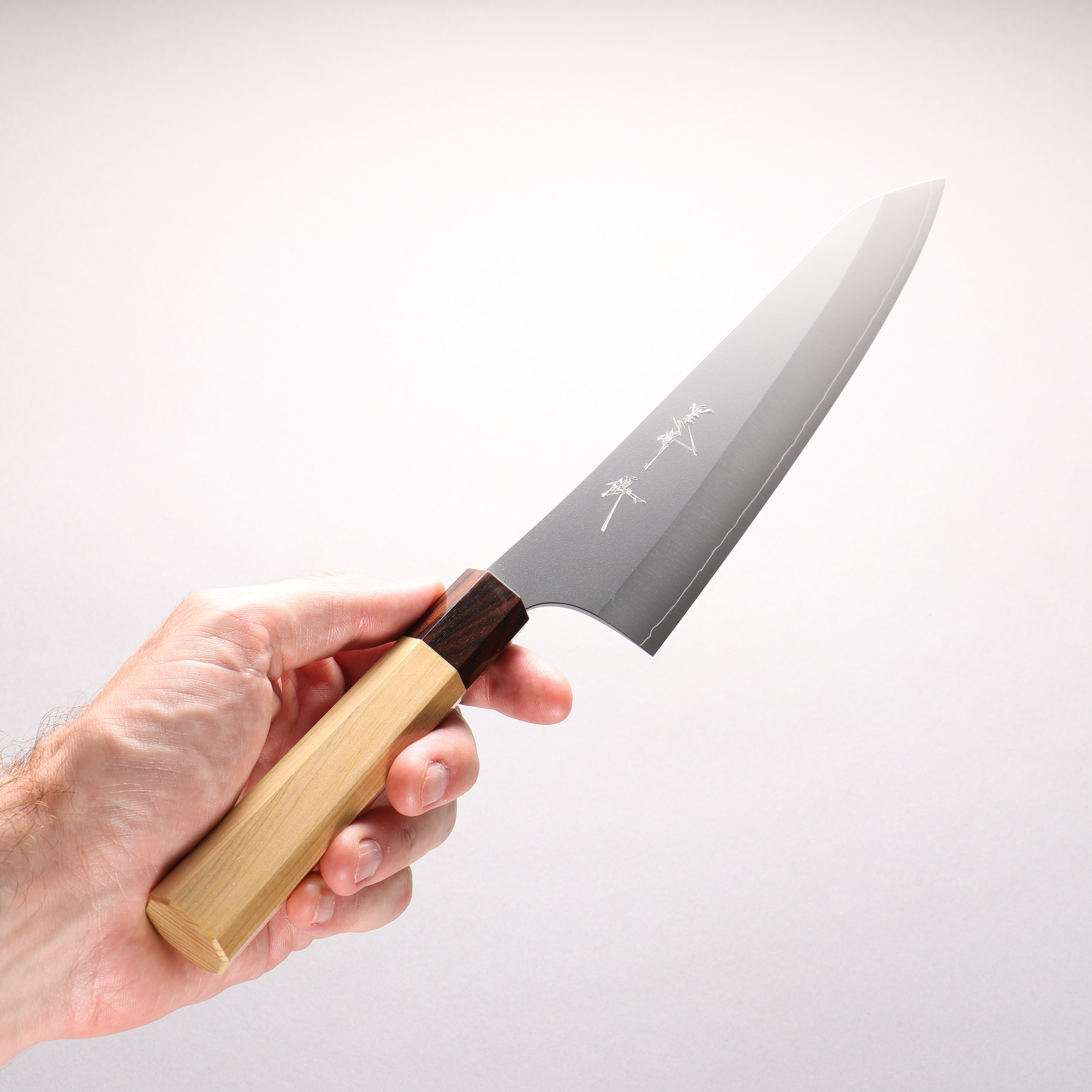 Yu Kurosaki Gekko VG-XEOS Gyuto 210mm Aomori Hiba　(Ferrule: Brown) Handle