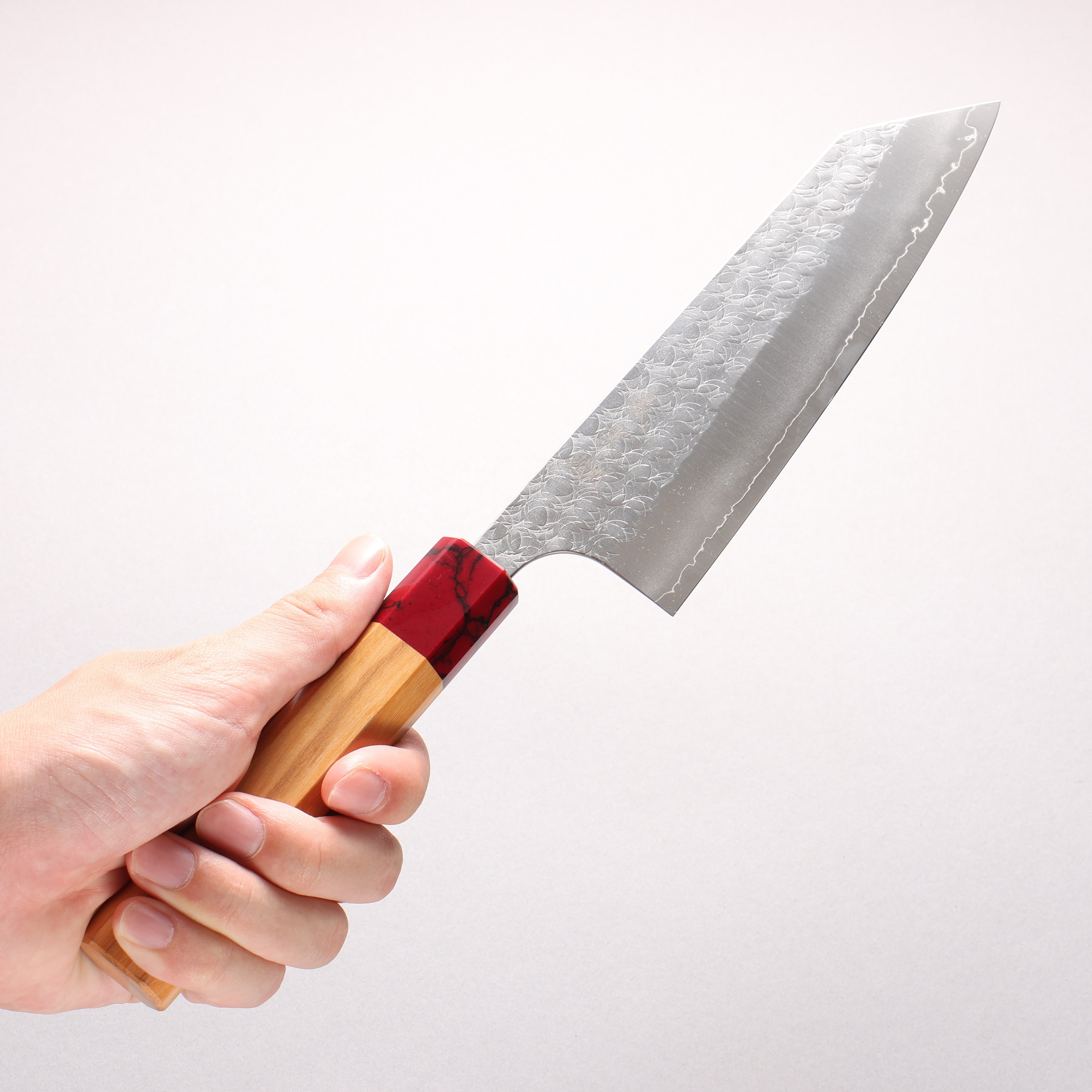 Yoshimi Kato Minamo SG2 Hammered Bunka 170mm Olive Tree (ferrule: Red Turquoise) Handle