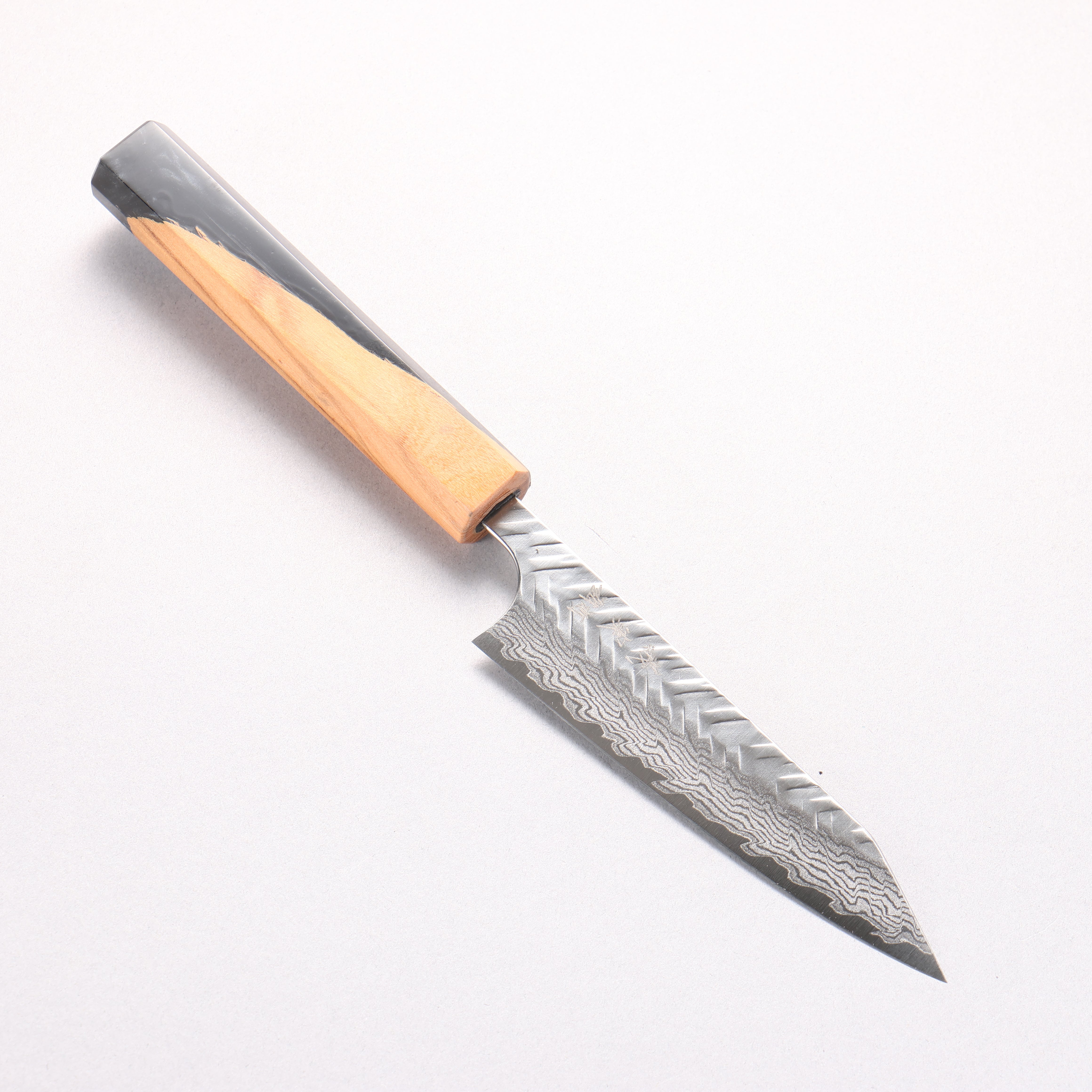 Yoshimi Kato VG-XEOS Damascus Hammered (V) Kiritsuke Petty-Utility 120mm Olive Tree and Black Resin Handle