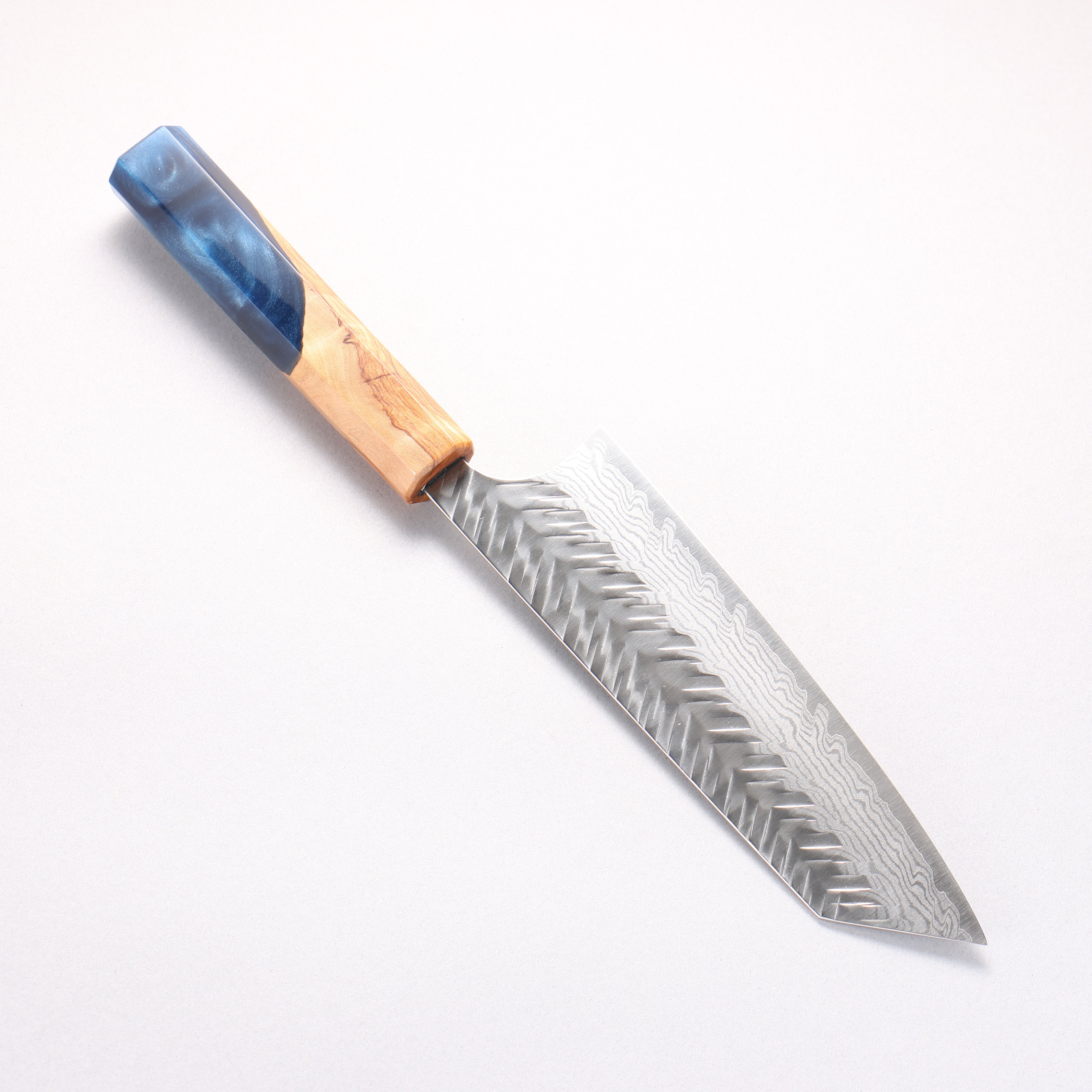 Yoshimi Kato VG-XEOS Damascus Hammered (V) Bunka 170mm Olive Tree and Blue Resin Handle - Seisuke Knife